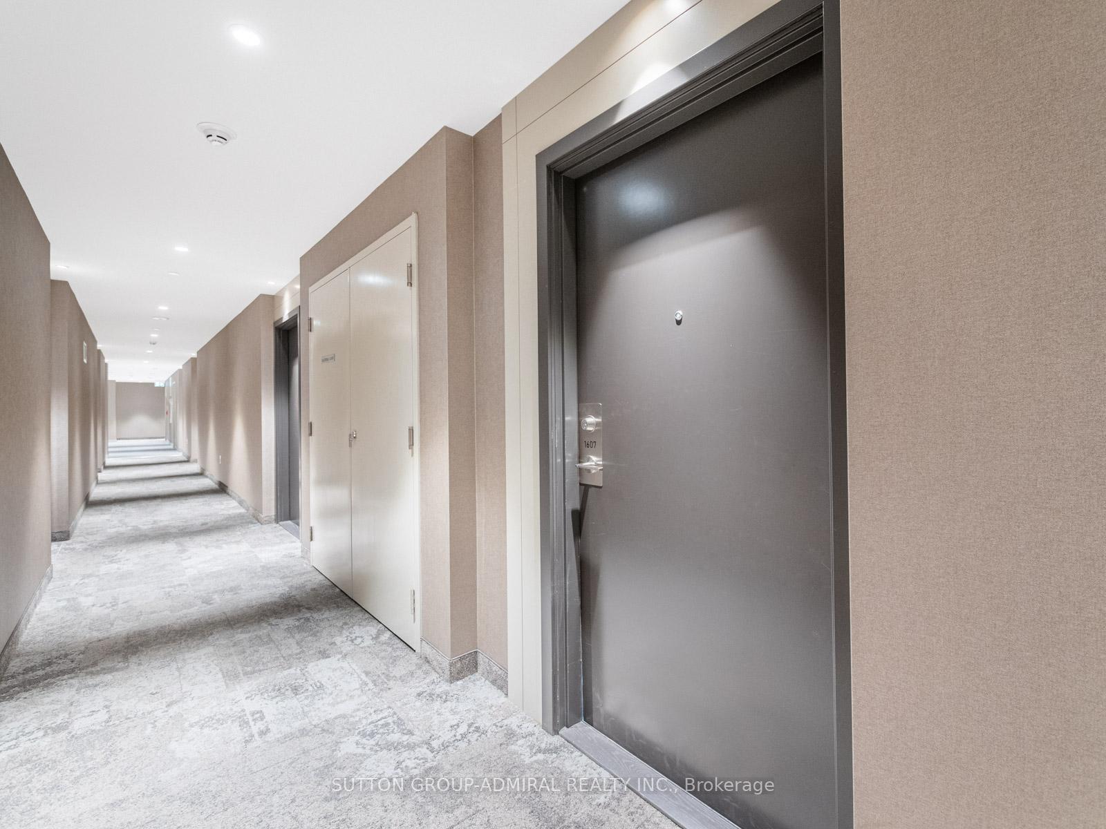 Photo 6 of Unit 1607, 10 Honeycrisp Crescent, Vaughan, Vaughan Corporate Centre — HOMEH