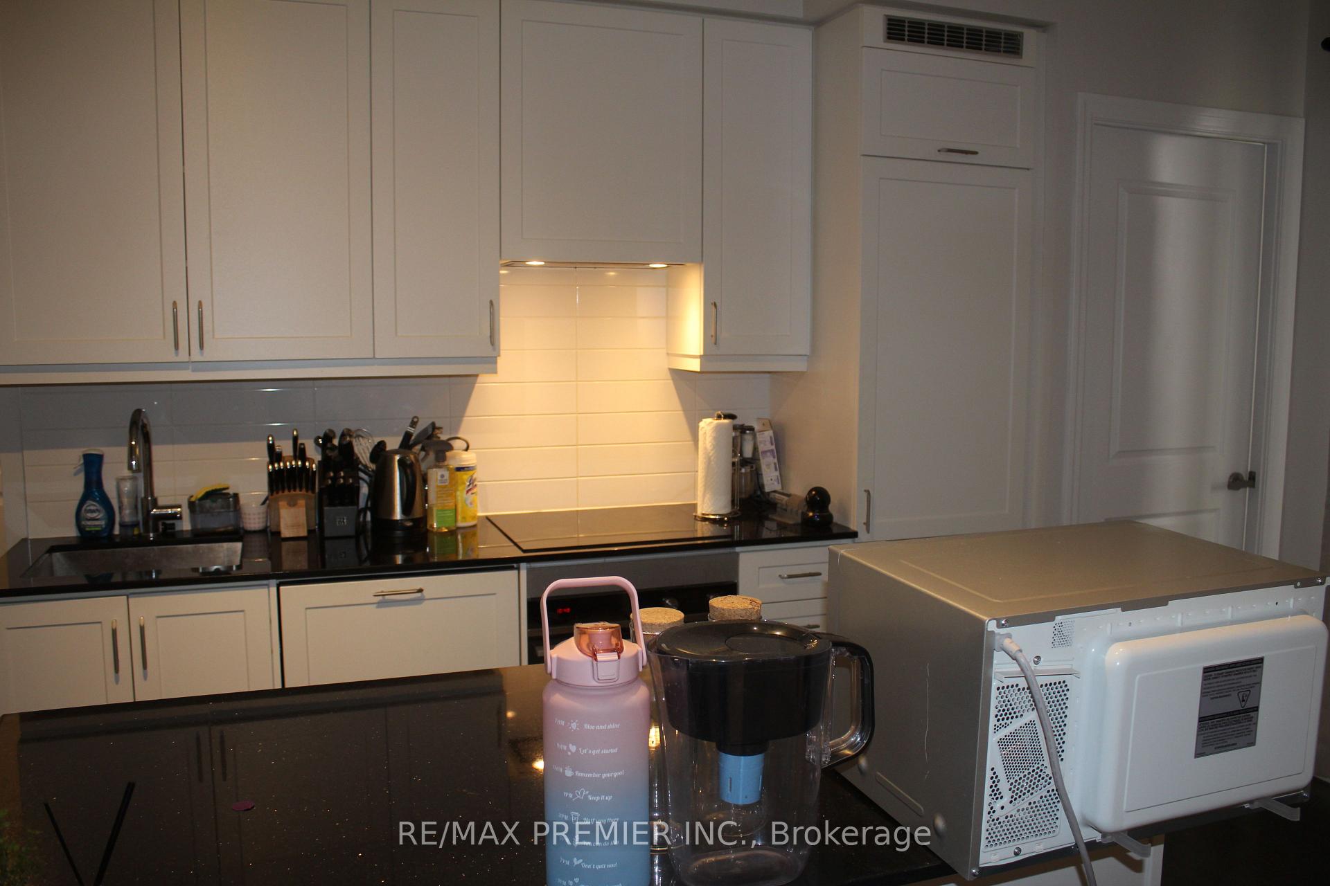 Photo 11 of Unit 1210, 9085 Jane Street, Vaughan, Concord — HOMEH