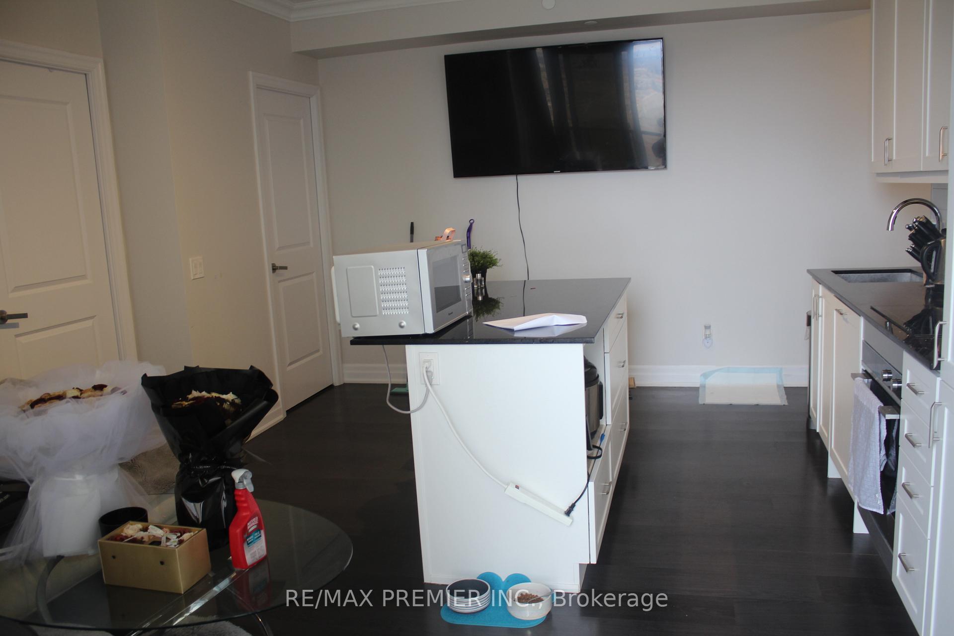Photo 13 of Unit 1210, 9085 Jane Street, Vaughan, Concord — HOMEH