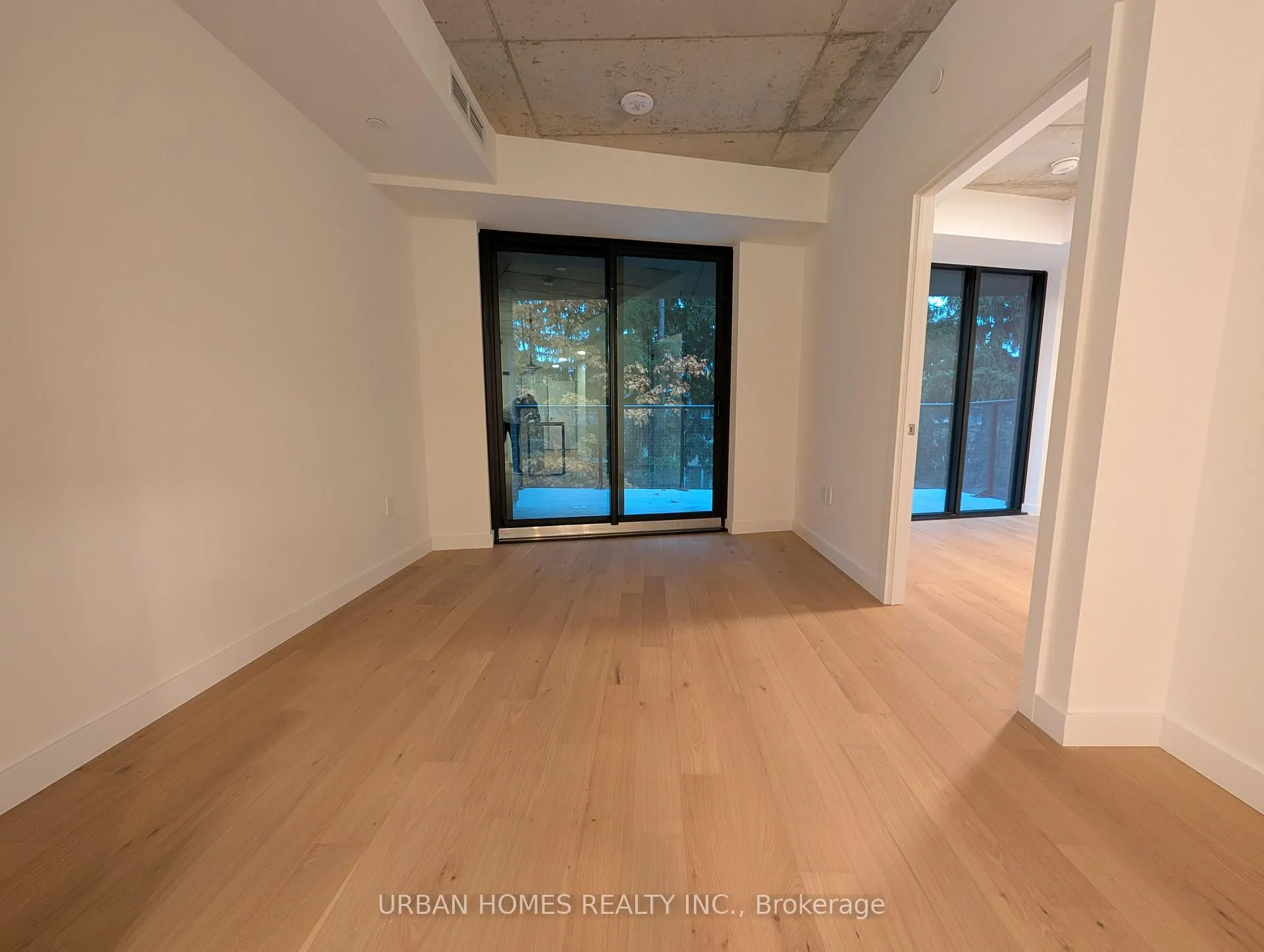Photo 8 of Unit 413, 1720 Bayview Avenue, Toronto, Mount Pleasant East — HOMEH
