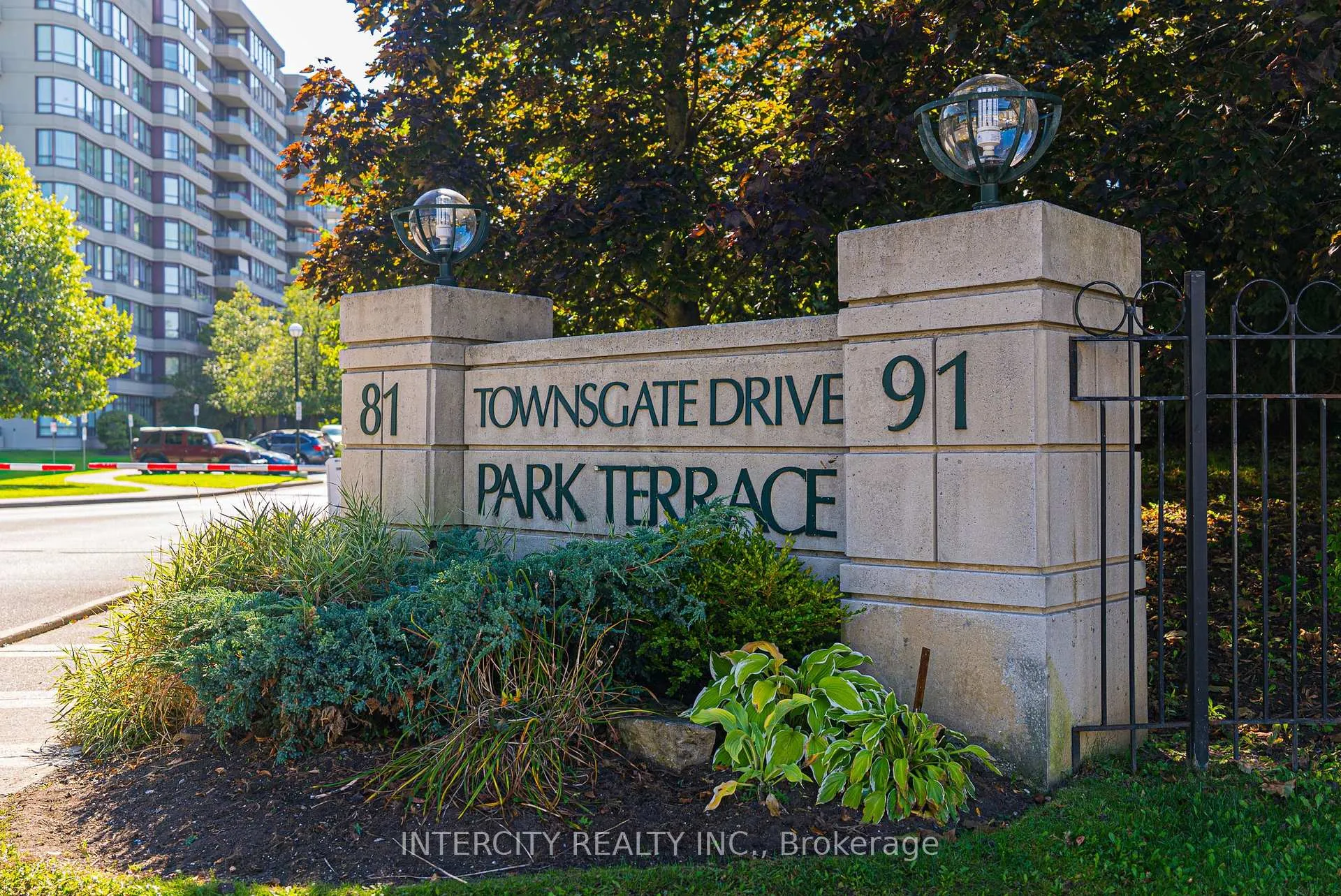 Front of Unit Ph208, 81 Townsgate Drive