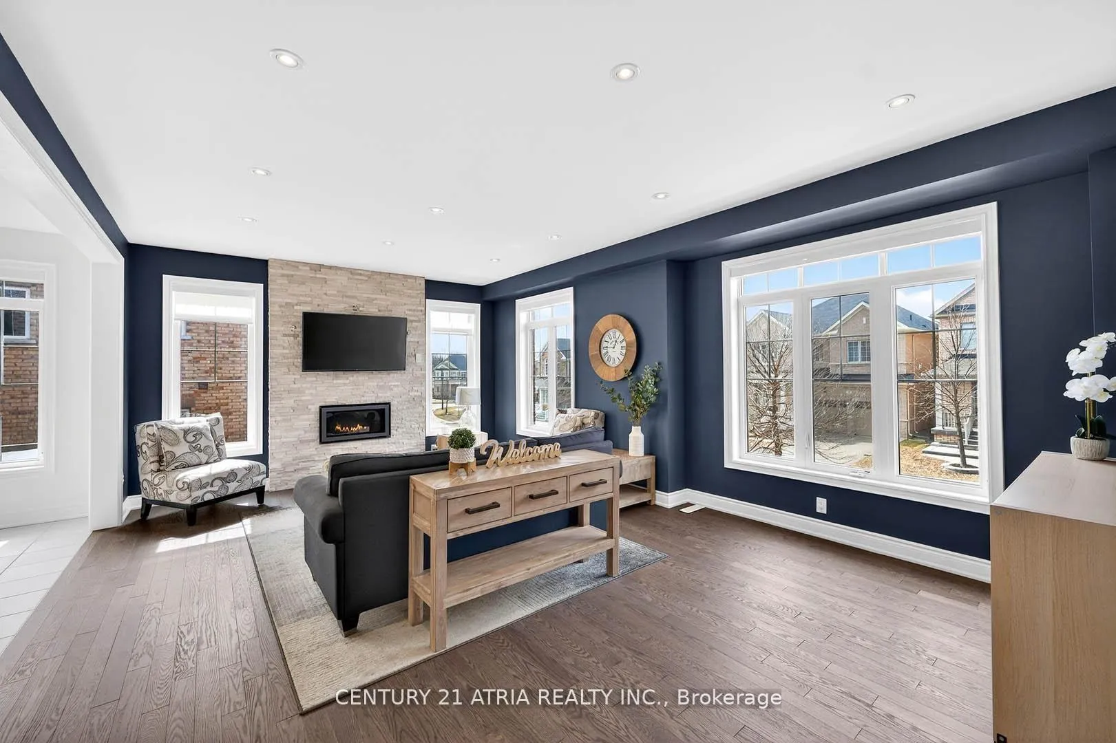 Photo 6 of 29 Rothwell Street, Aurora, Rural Aurora — HOMEH