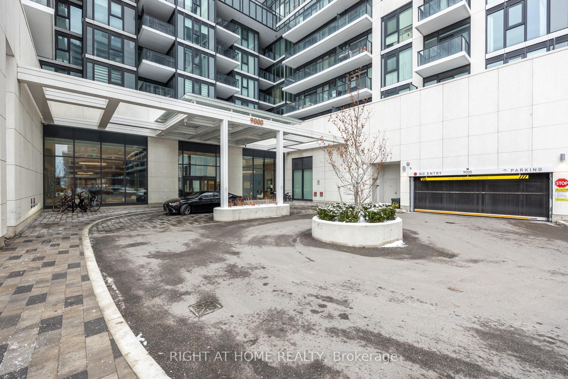Photo 4 of Unit 1025, 9000 Jane Street, Vaughan, Vellore Village — HOMEH