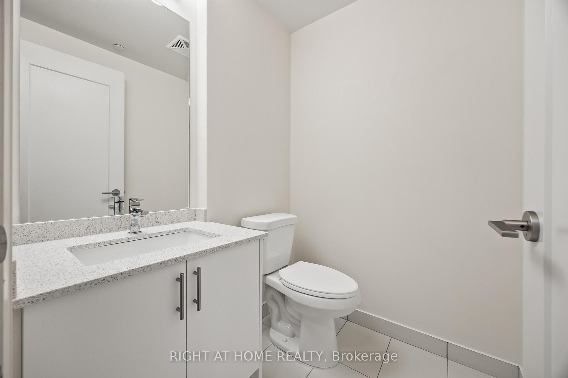 Photo 7 of Unit 1025, 9000 Jane Street, Vaughan, Vellore Village — HOMEH