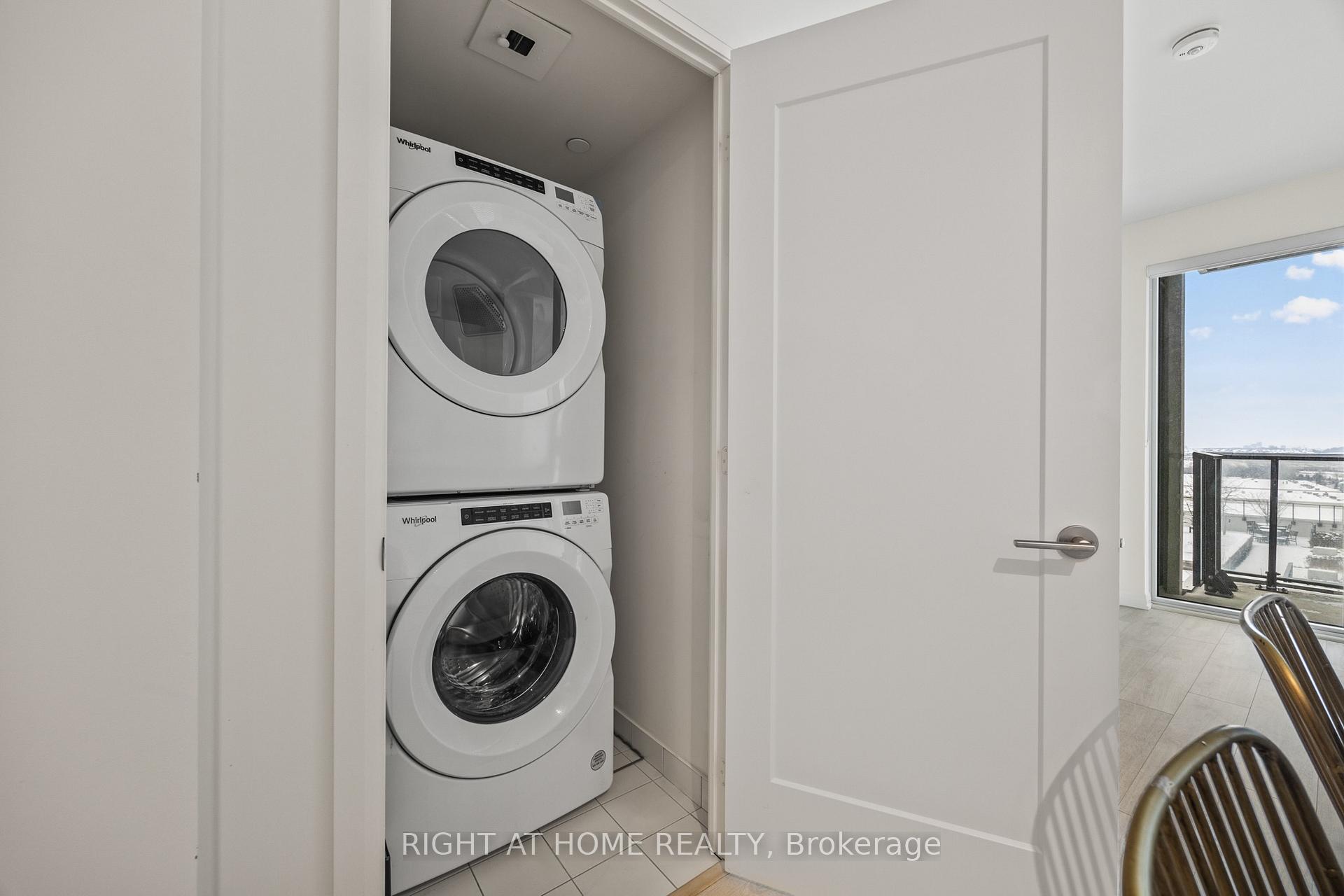 Photo 20 of Unit 1025, 9000 Jane Street, Vaughan, Vellore Village — HOMEH