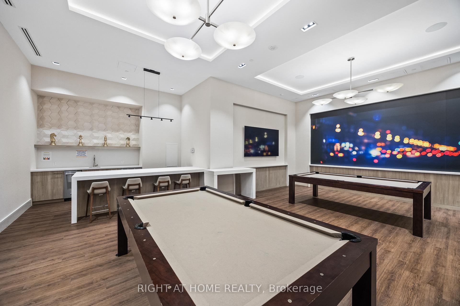 Photo 32 of Unit 1025, 9000 Jane Street, Vaughan, Vellore Village — HOMEH