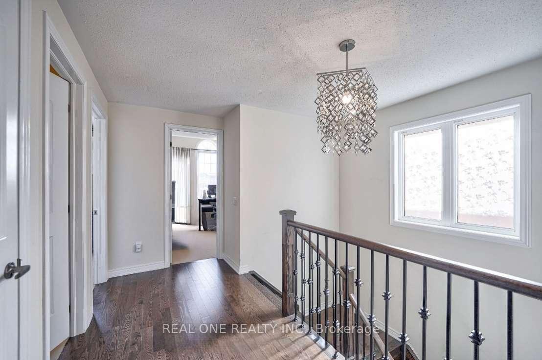 Photo 7 of 378 Hartwell Way, Aurora, Rural Aurora — HOMEH