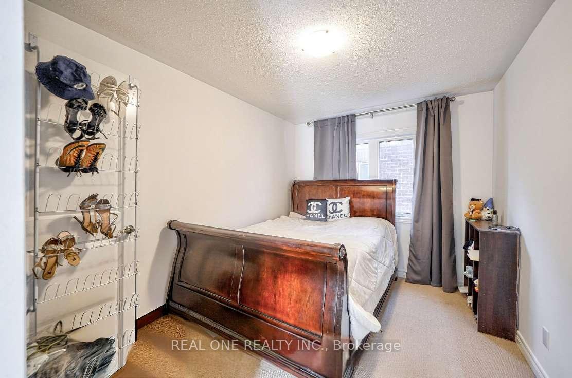 Photo 9 of 378 Hartwell Way, Aurora, Rural Aurora — HOMEH