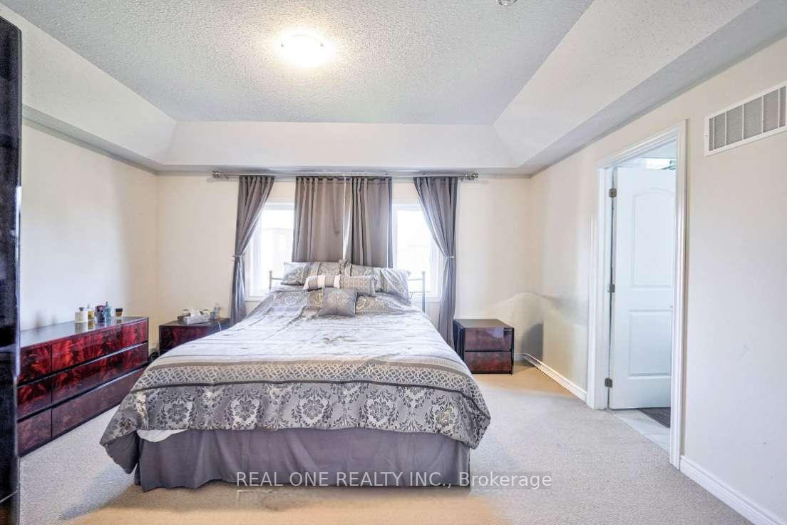 Photo 10 of 378 Hartwell Way, Aurora, Rural Aurora — HOMEH
