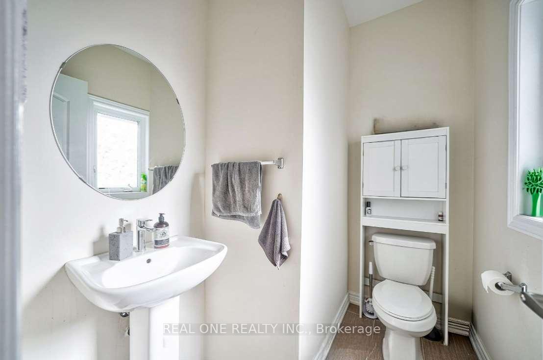 Photo 15 of 378 Hartwell Way, Aurora, Rural Aurora — HOMEH