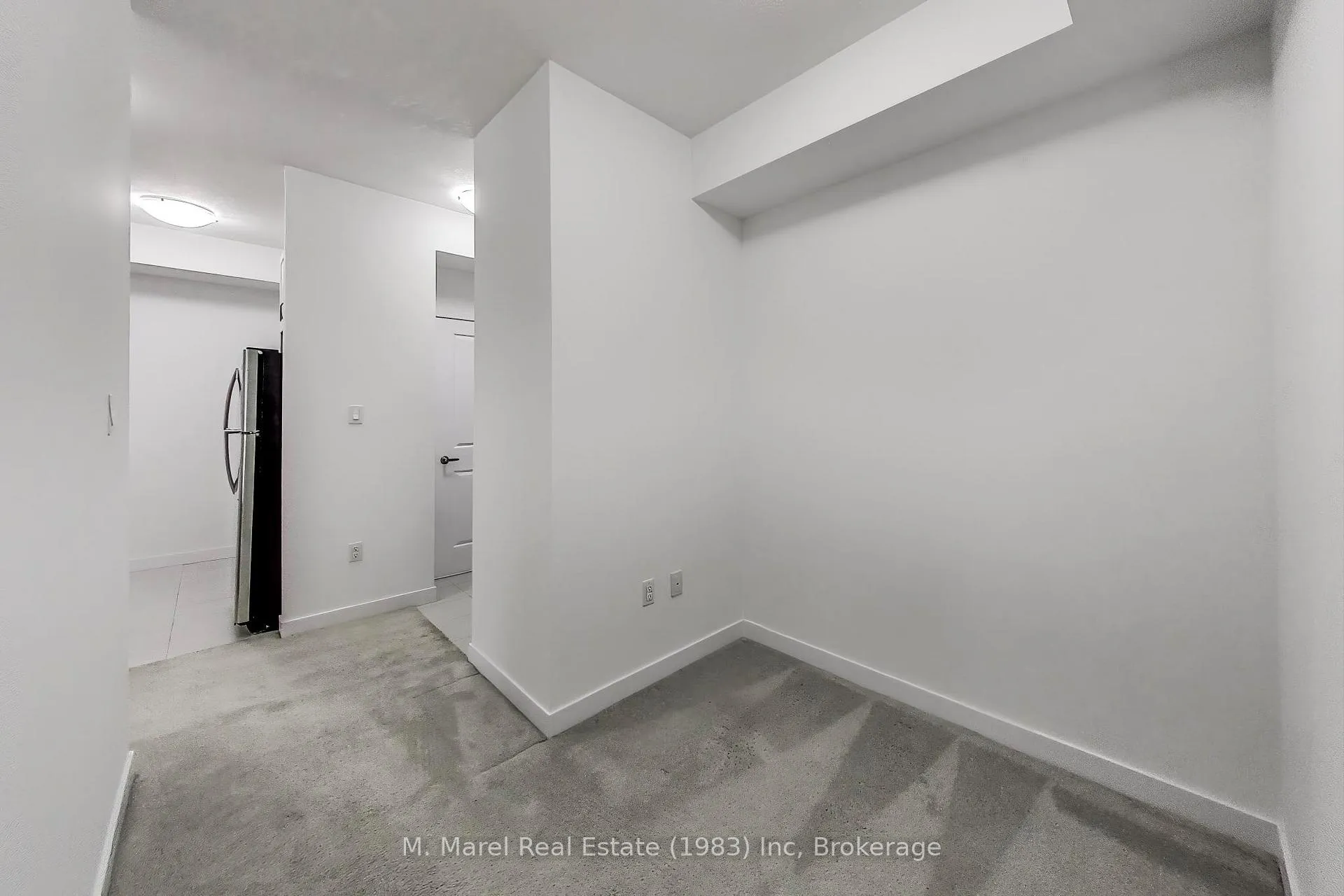 Photo 8 of Unit 223, 101 Shoreview Place, Hamilton, Lakeshore — HOMEH