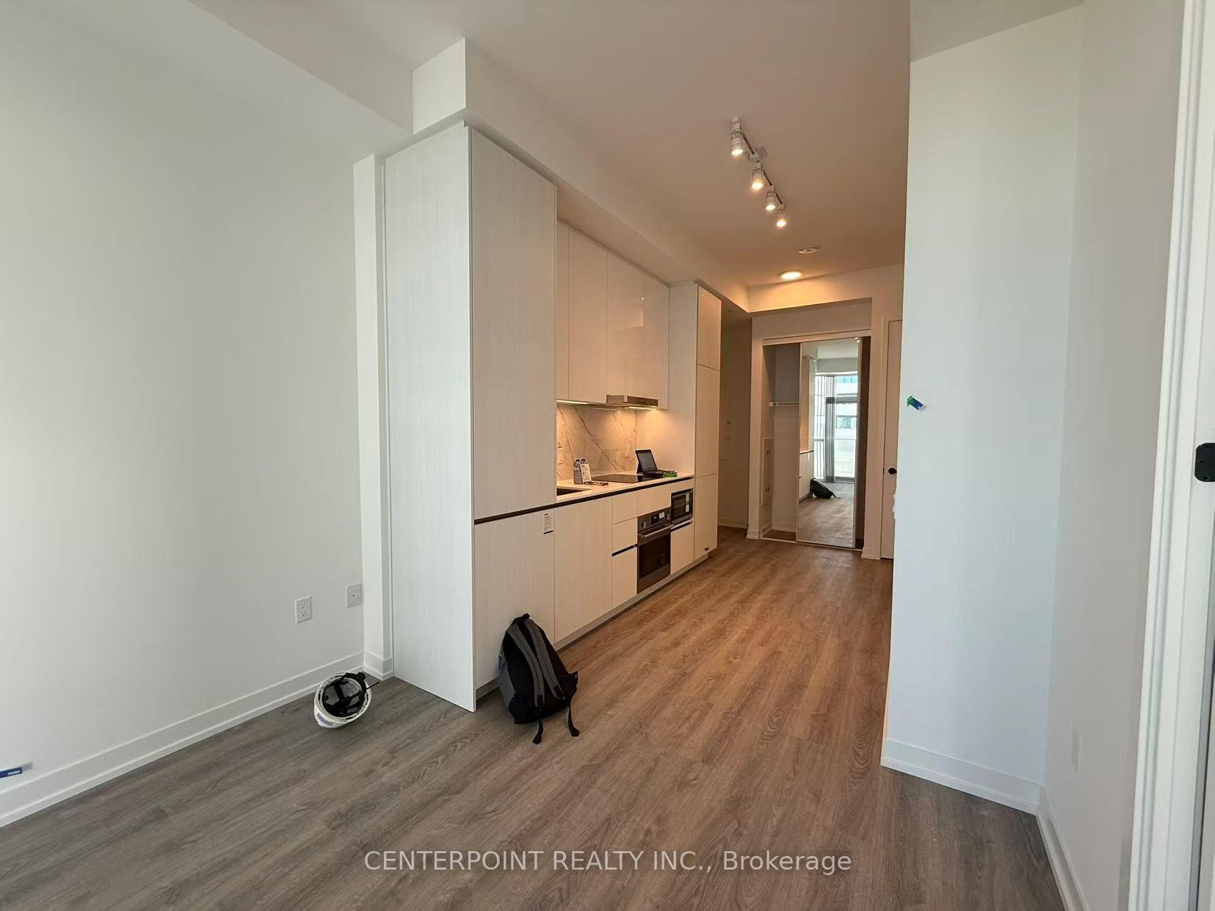 Photo 3 of Unit 2701, 8 Interchange Way, Vaughan, Vaughan Corporate Centre — HOMEH