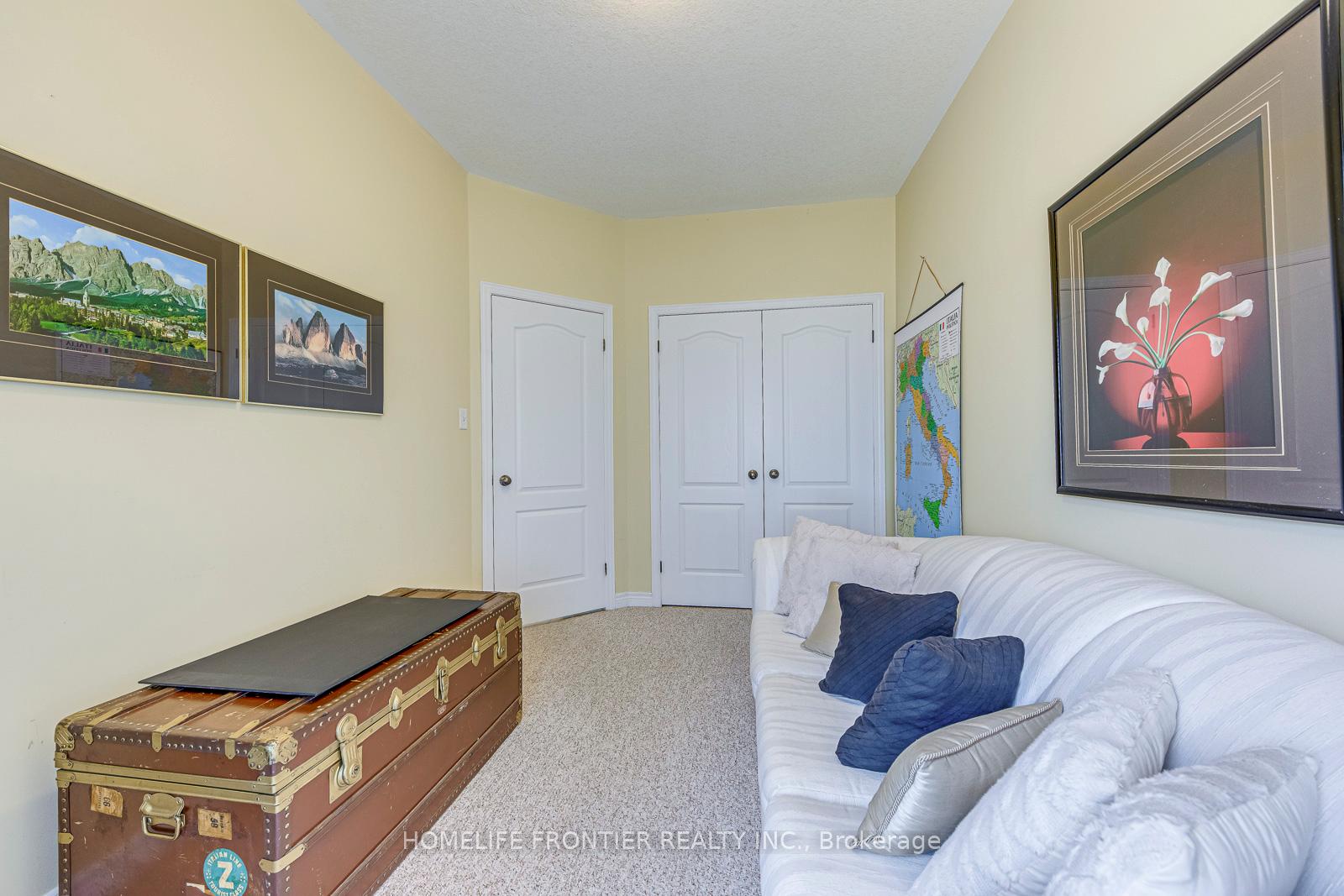Photo 6 of Unit 16, 90 Oakhampton Trail, Hamilton, Twenty Place — HOMEH