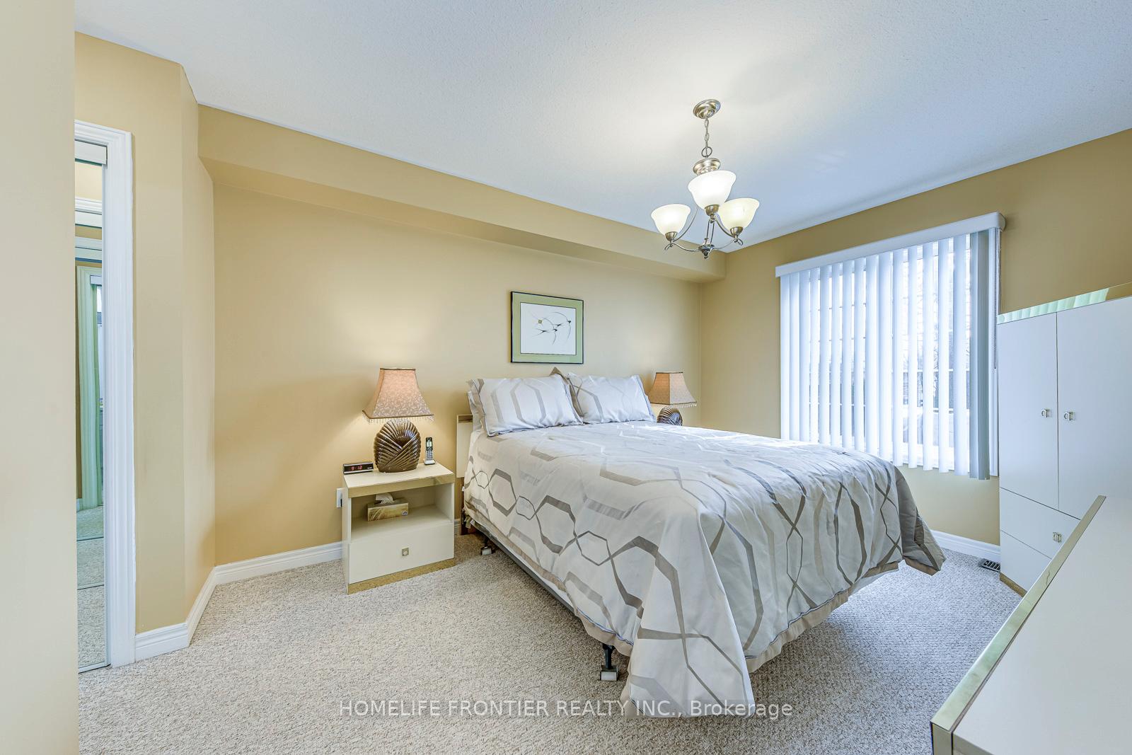 Photo 17 of Unit 16, 90 Oakhampton Trail, Hamilton, Twenty Place — HOMEH