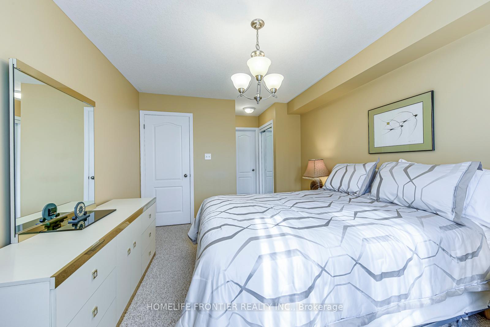 Photo 18 of Unit 16, 90 Oakhampton Trail, Hamilton, Twenty Place — HOMEH