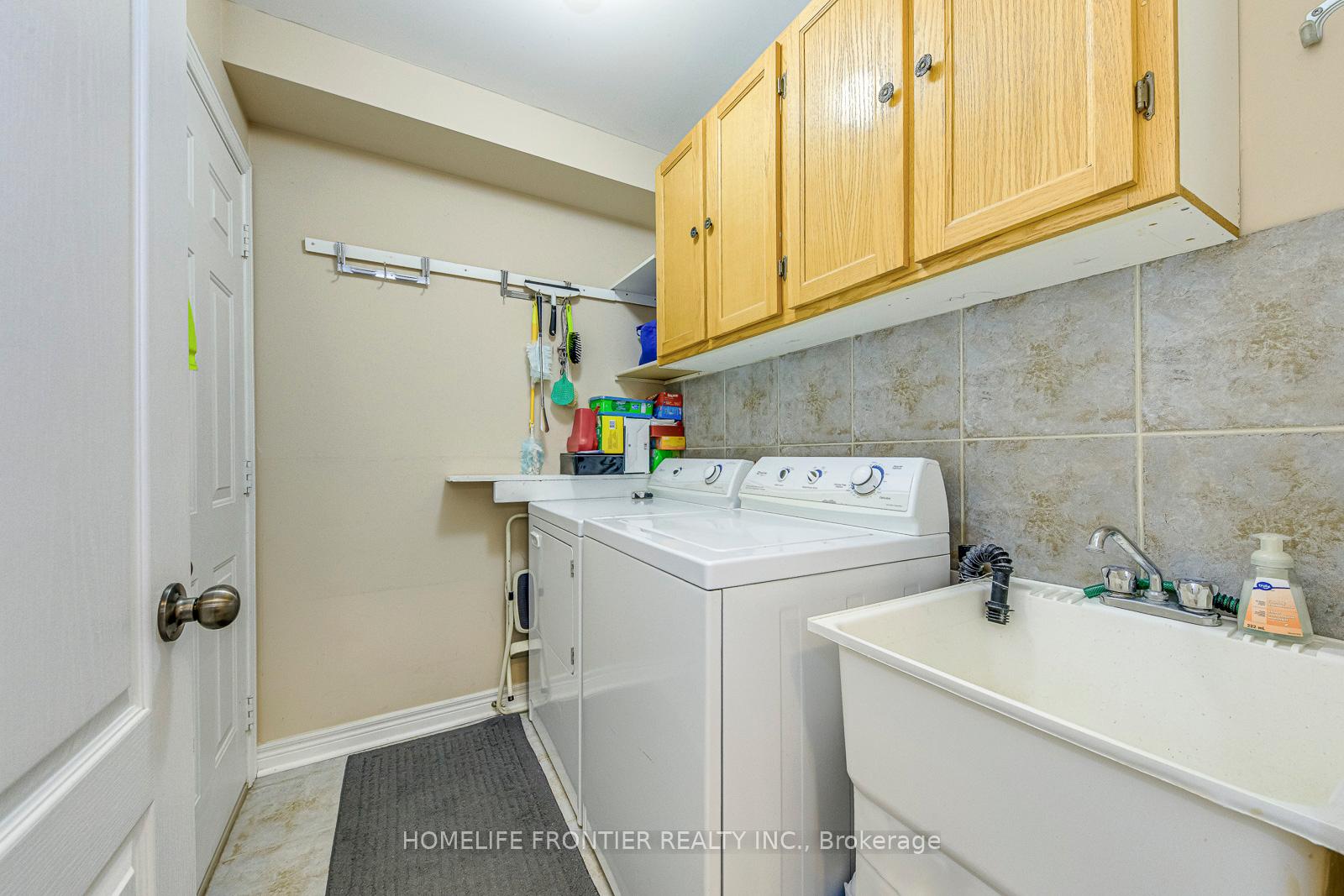 Photo 20 of Unit 16, 90 Oakhampton Trail, Hamilton, Twenty Place — HOMEH