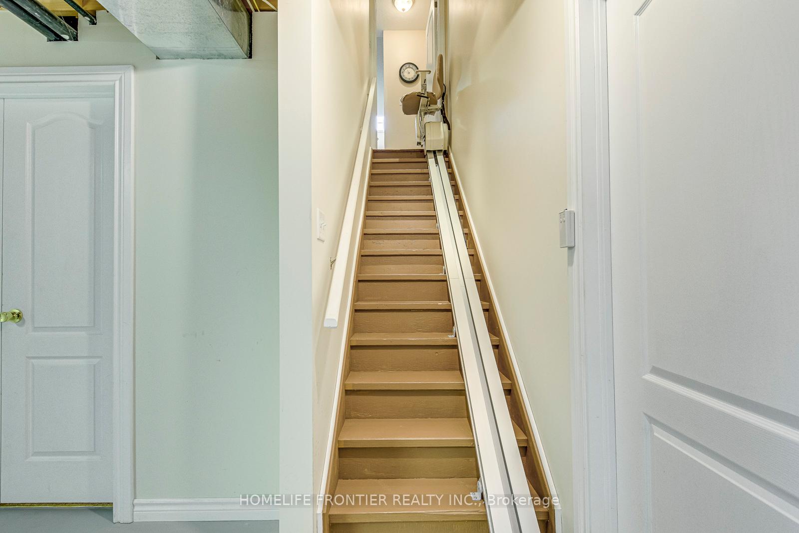 Photo 29 of Unit 16, 90 Oakhampton Trail, Hamilton, Twenty Place — HOMEH
