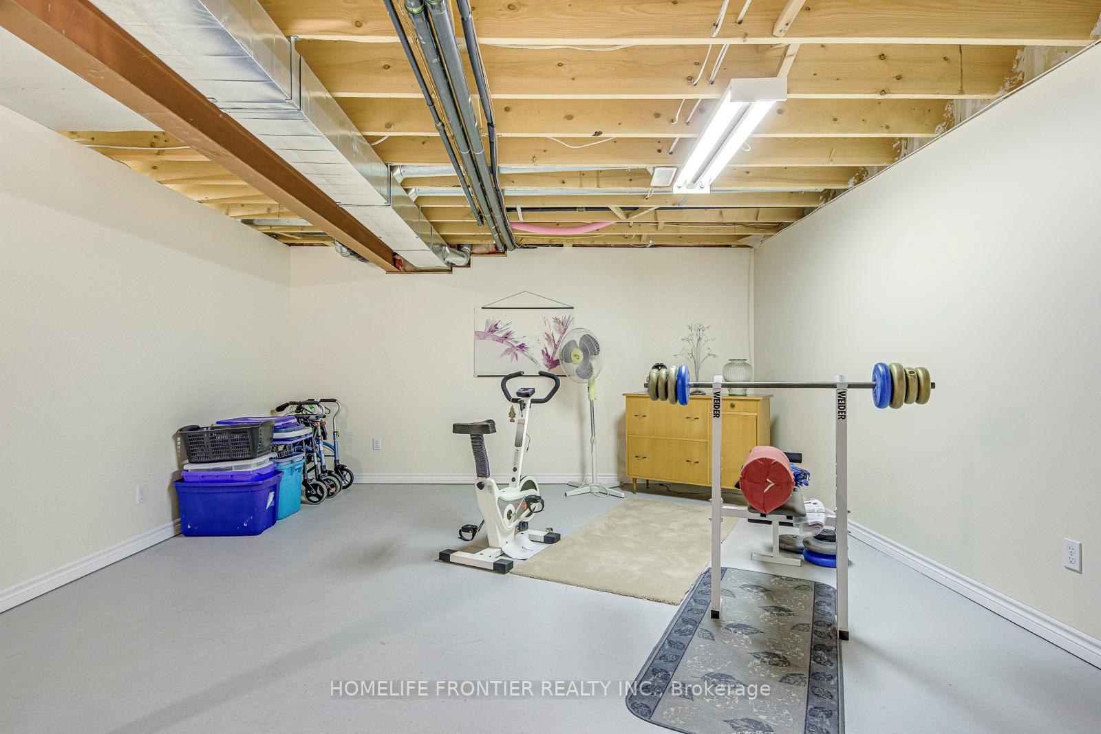 Photo 33 of Unit 16, 90 Oakhampton Trail, Hamilton, Twenty Place — HOMEH