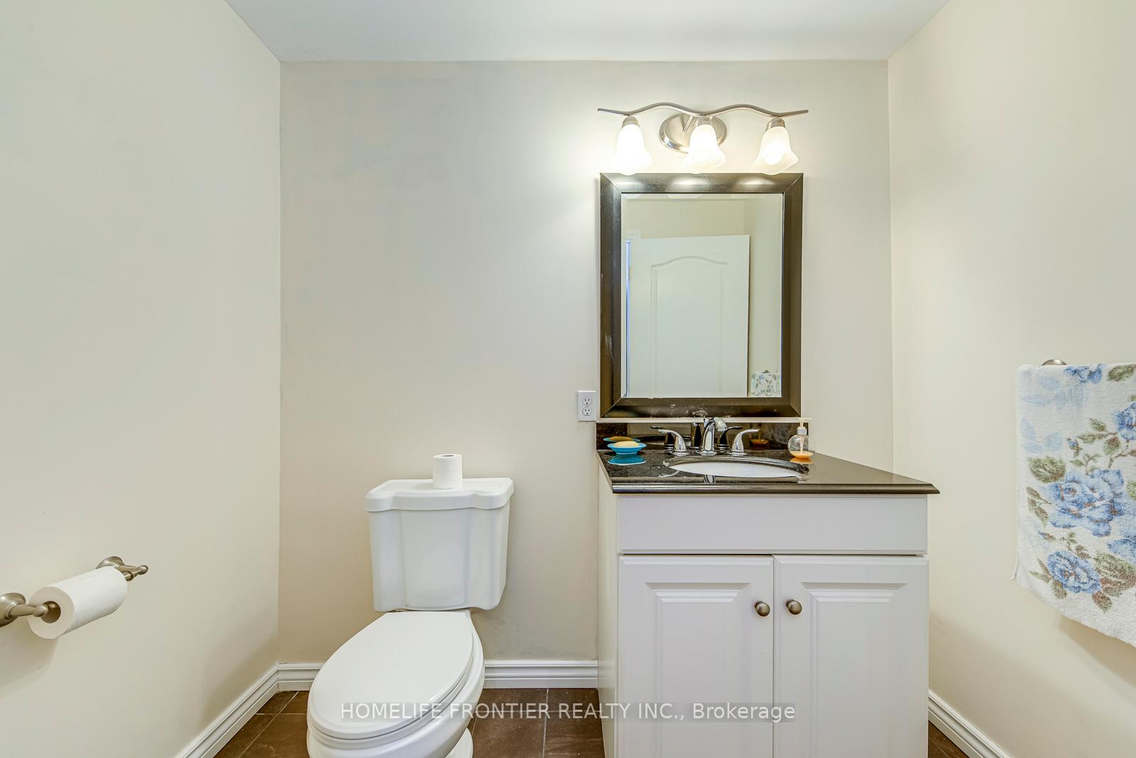 Photo 34 of Unit 16, 90 Oakhampton Trail, Hamilton, Twenty Place — HOMEH