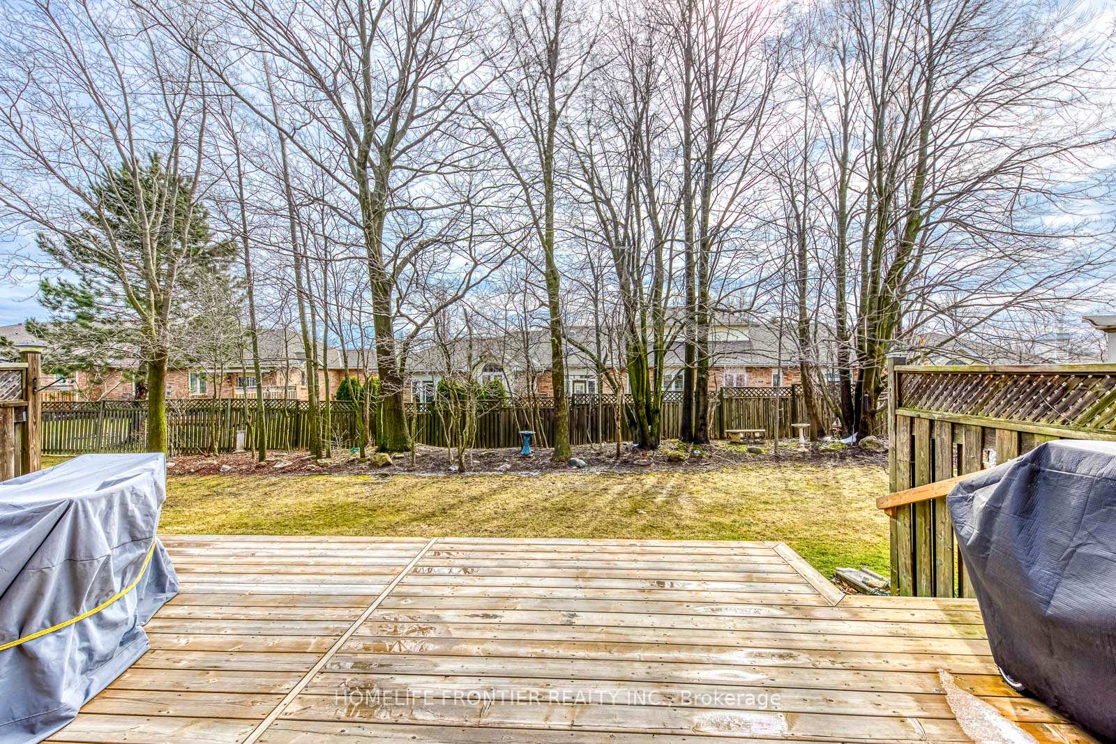 Photo 35 of Unit 16, 90 Oakhampton Trail, Hamilton, Twenty Place — HOMEH