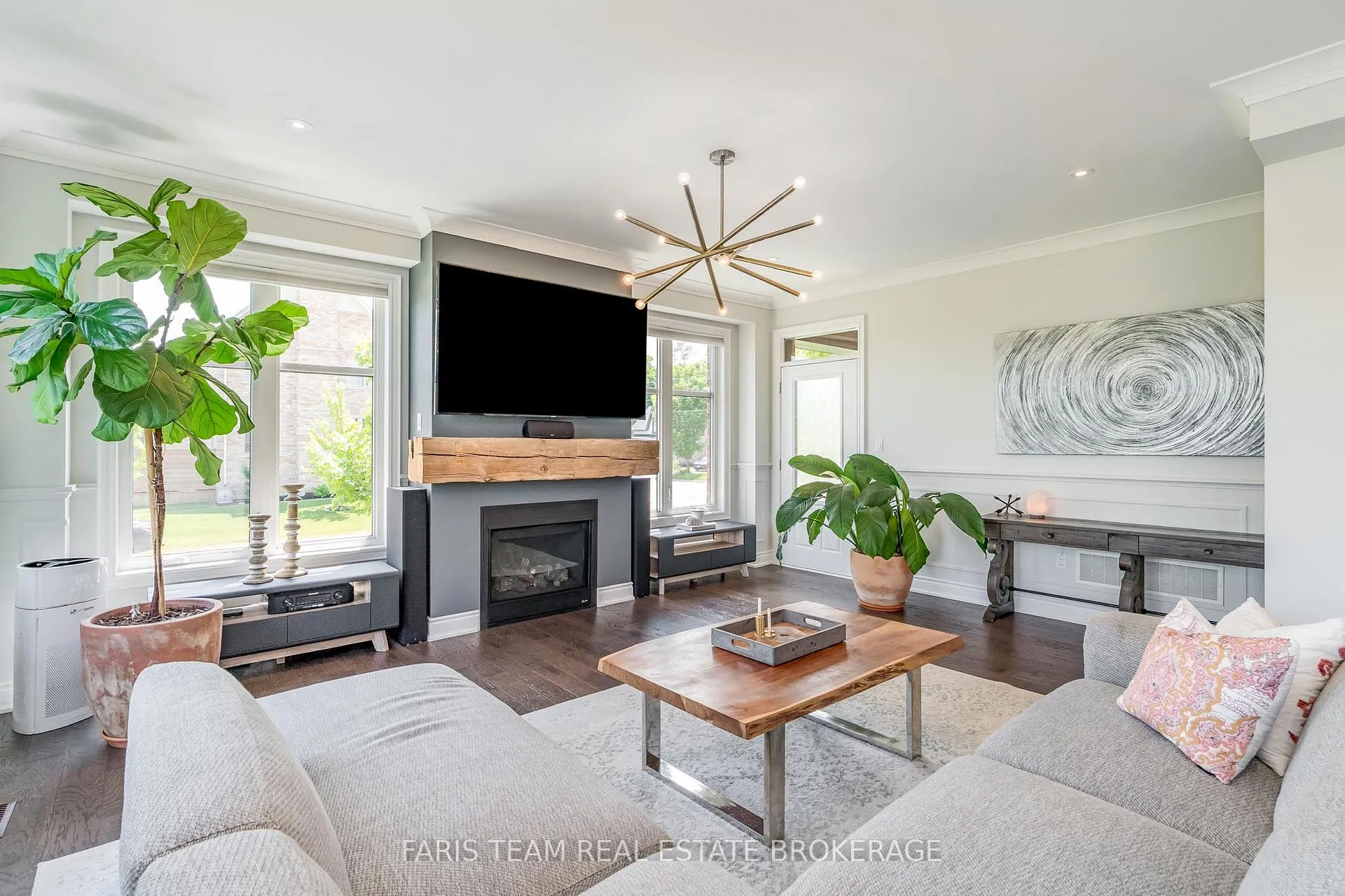Photo 16 of 38 Nelson Street, Clearview, Creemore — HOMEH
