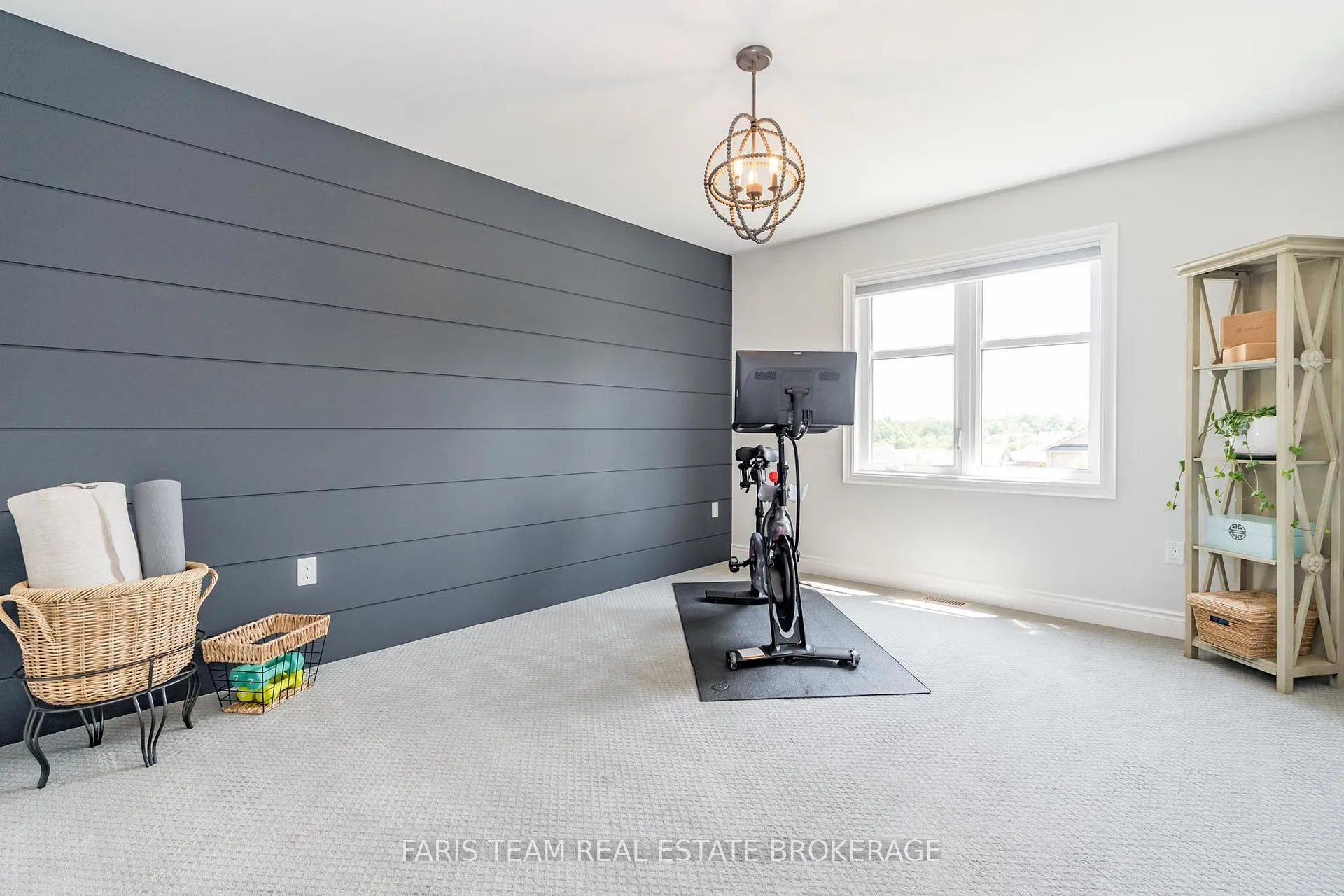 Photo 28 of 38 Nelson Street, Clearview, Creemore — HOMEH