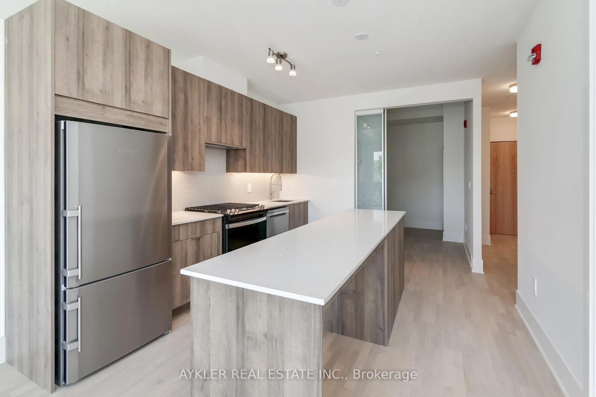 Photo 6 of Unit 306, 495 Logan Avenue, Toronto, North Riverdale — HOMEH