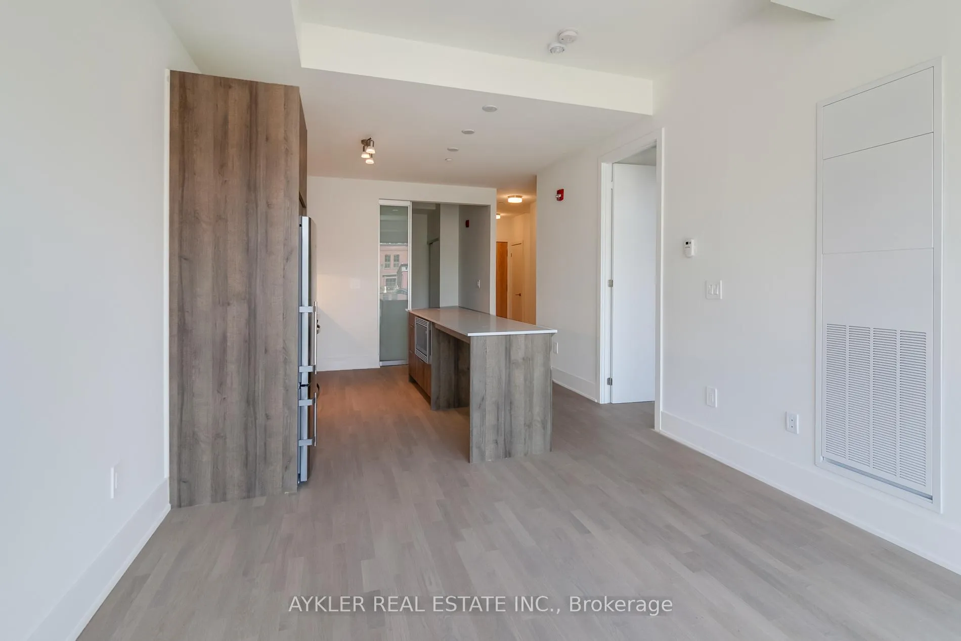 Photo 9 of Unit 306, 495 Logan Avenue, Toronto, North Riverdale — HOMEH