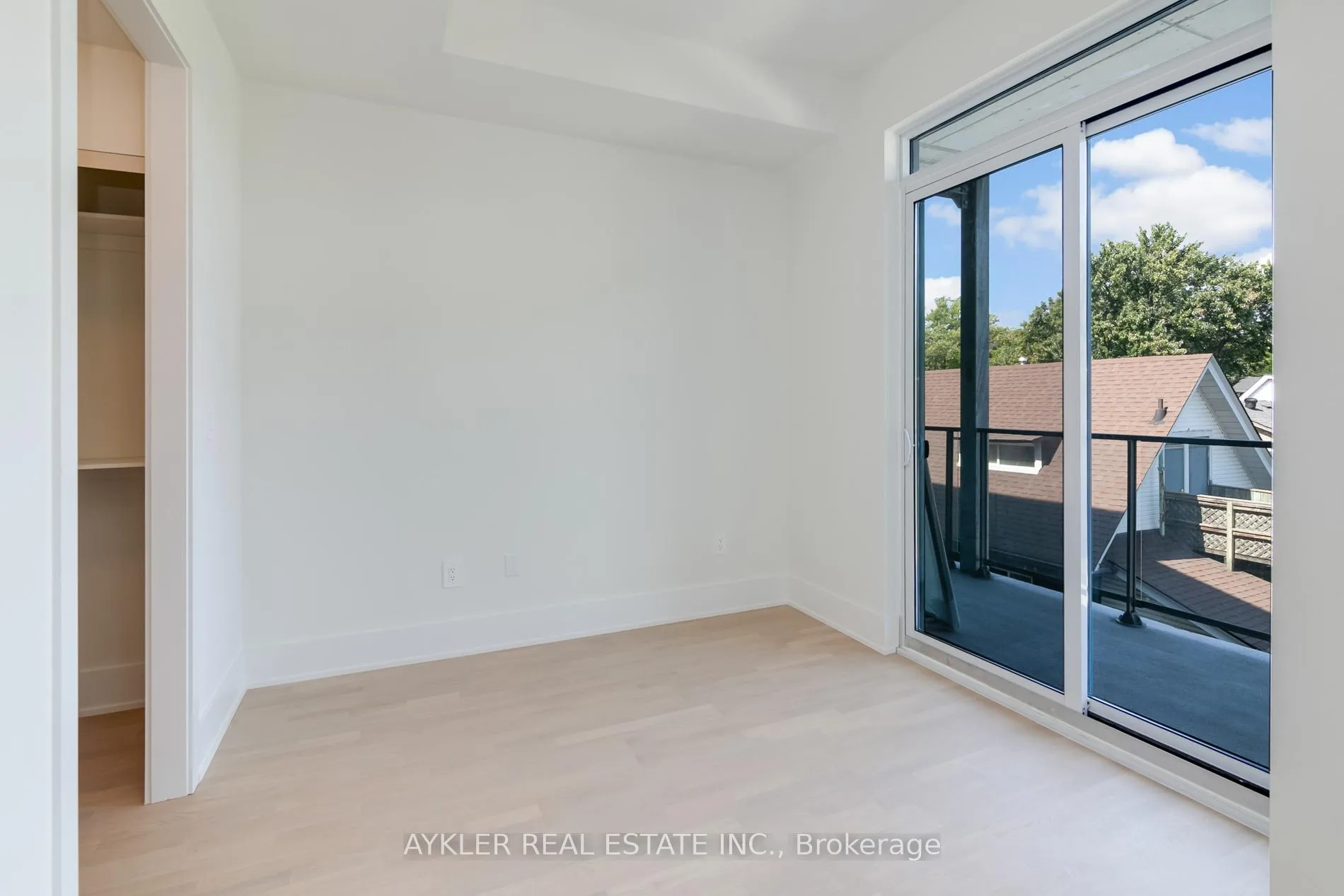Photo 13 of Unit 306, 495 Logan Avenue, Toronto, North Riverdale — HOMEH
