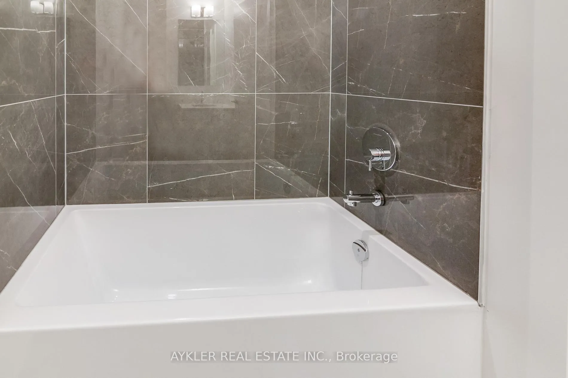 Photo 20 of Unit 306, 495 Logan Avenue, Toronto, North Riverdale — HOMEH