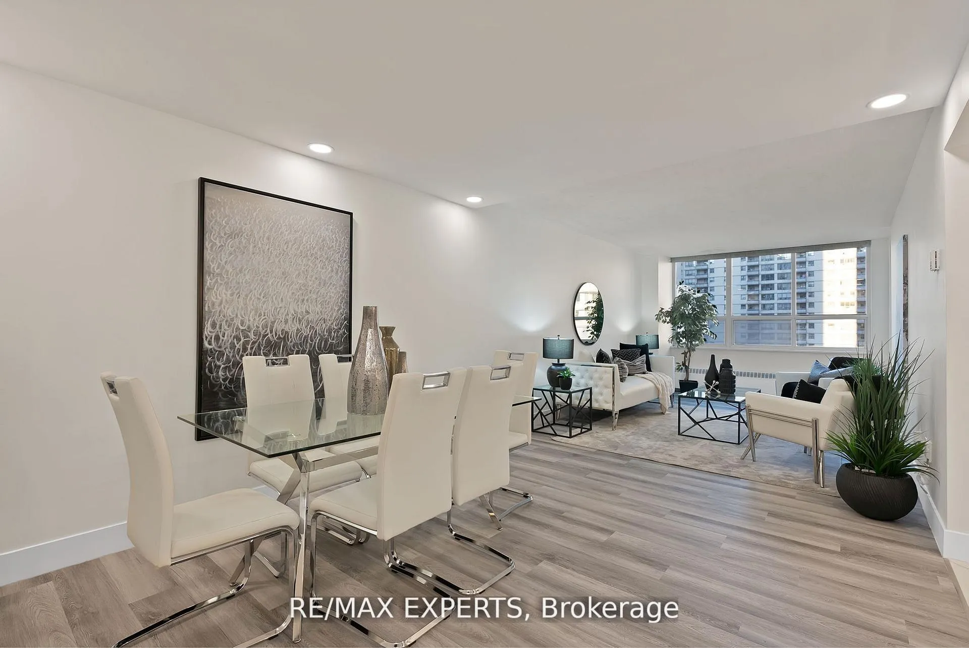 Photo 7 of Unit 1013, 390 Dixon Road, Etobicoke, Kingsview Village-The Westway — HOMEH