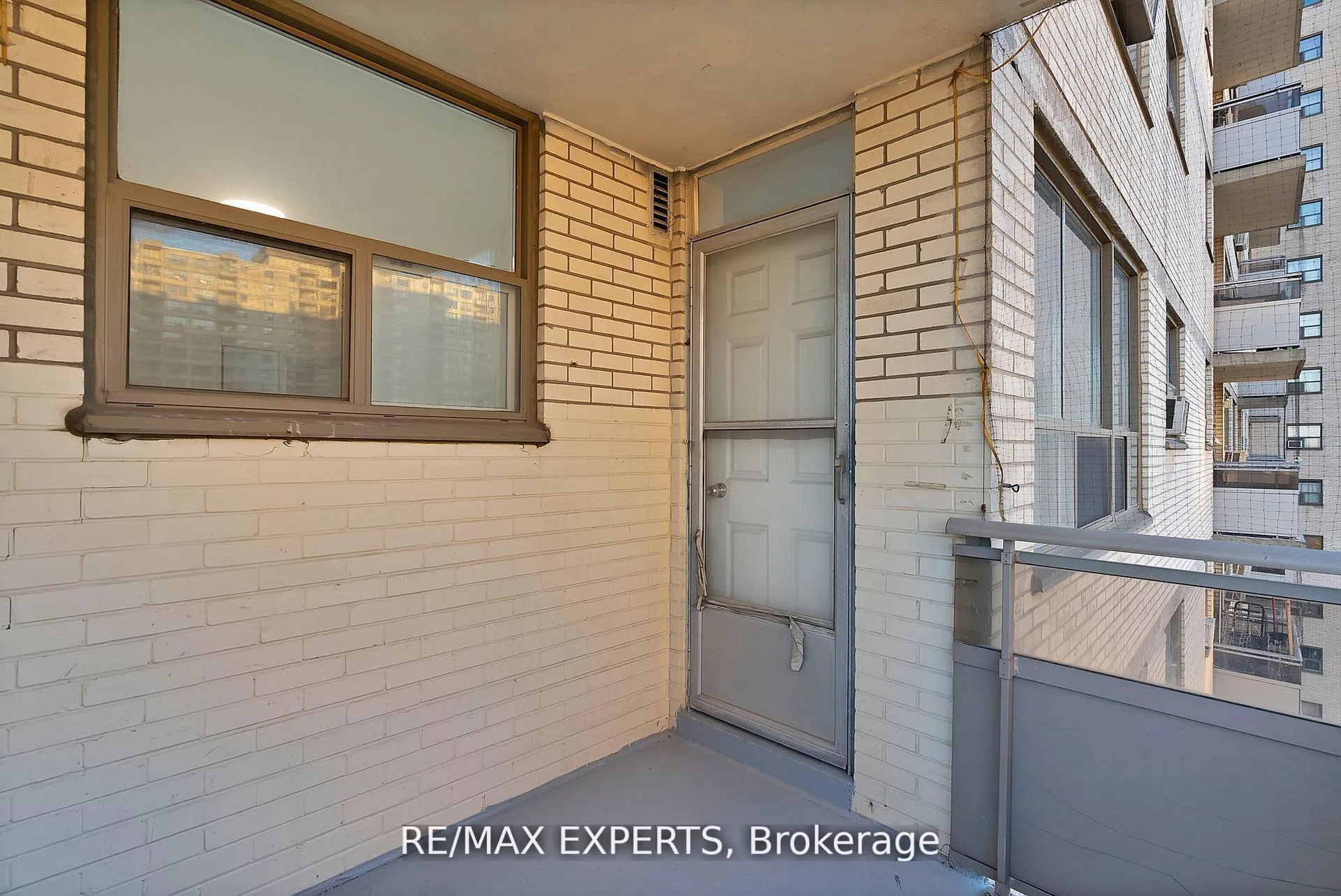 Photo 35 of Unit 1013, 390 Dixon Road, Etobicoke, Kingsview Village-The Westway — HOMEH
