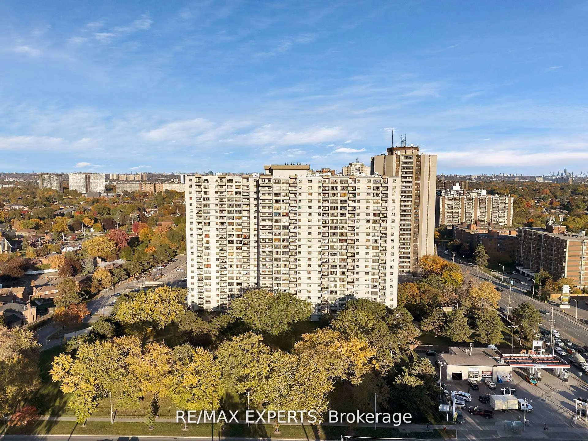 Photo 46 of Unit 1013, 390 Dixon Road, Etobicoke, Kingsview Village-The Westway — HOMEH