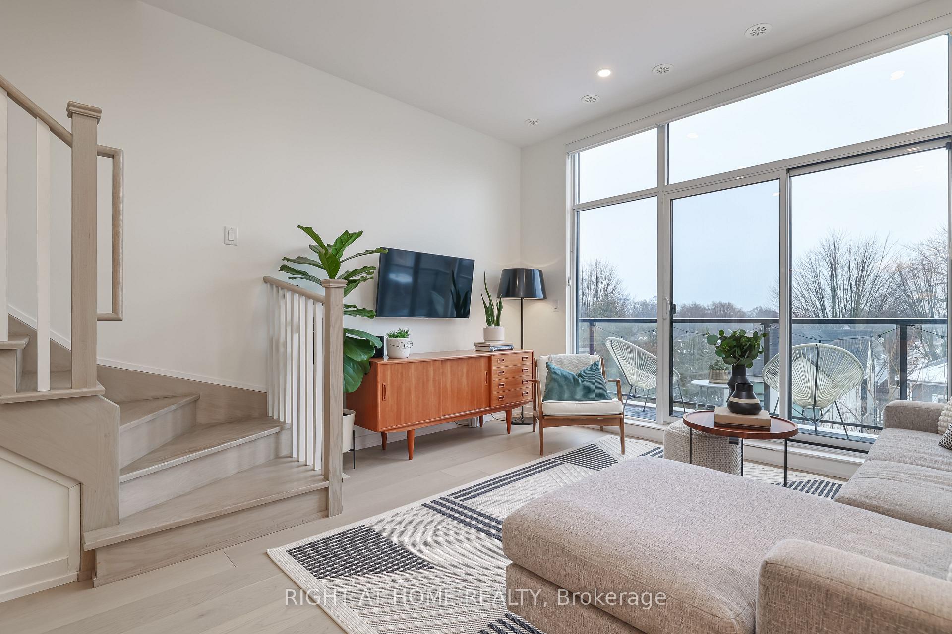 Photo 3 of Unit 8, 1331 Gerrard Street E, Toronto, Greenwood-Coxwell — HOMEH