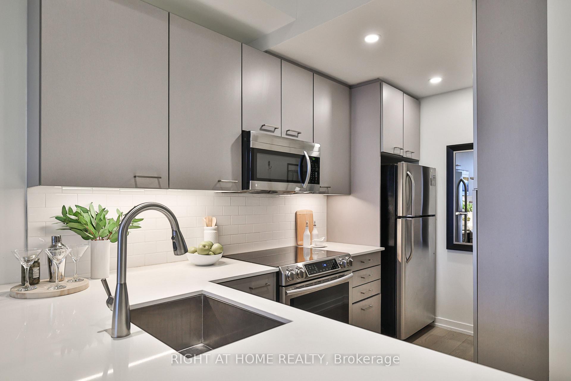 Photo 12 of Unit 8, 1331 Gerrard Street E, Toronto, Greenwood-Coxwell — HOMEH