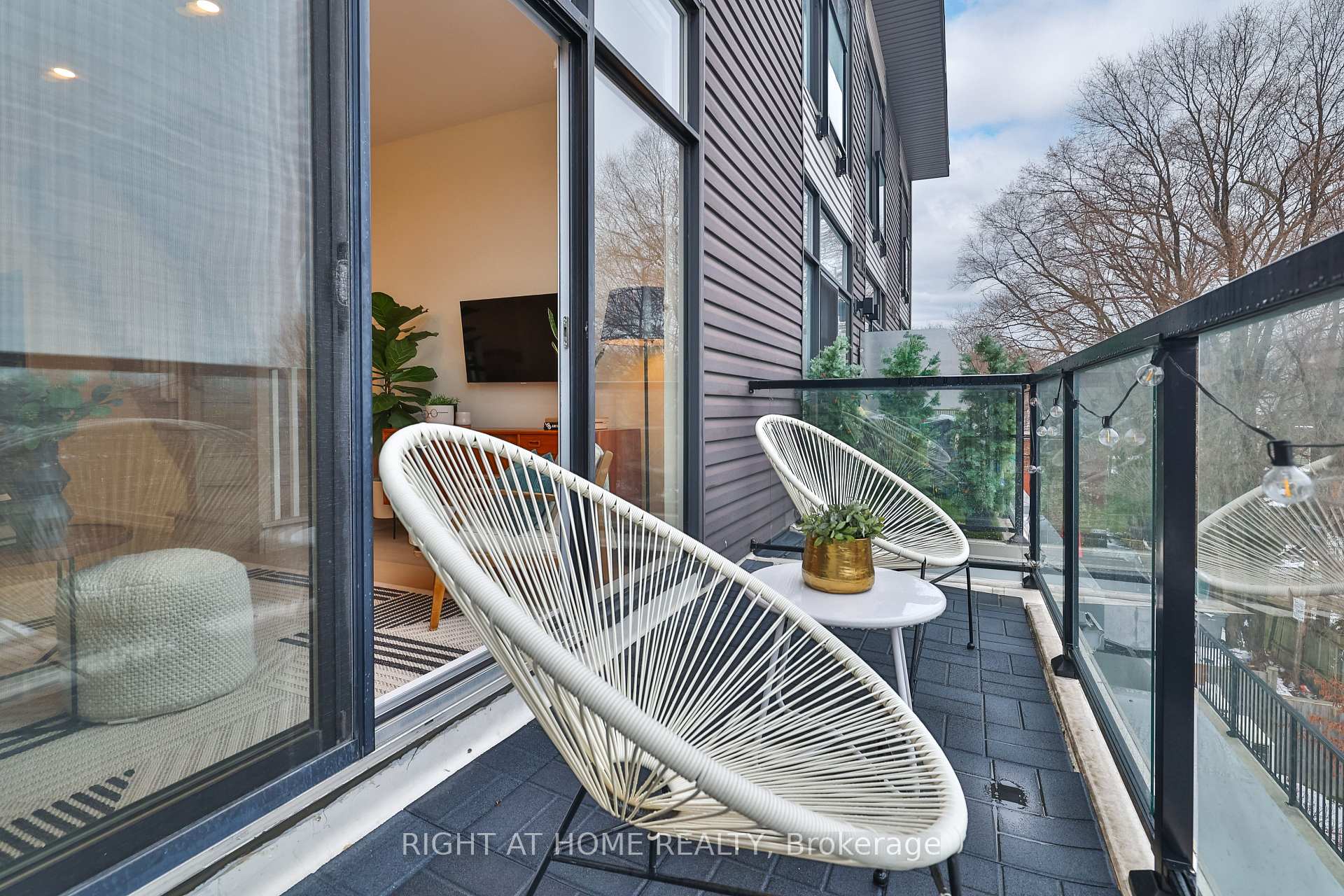 Photo 16 of Unit 8, 1331 Gerrard Street E, Toronto, Greenwood-Coxwell — HOMEH
