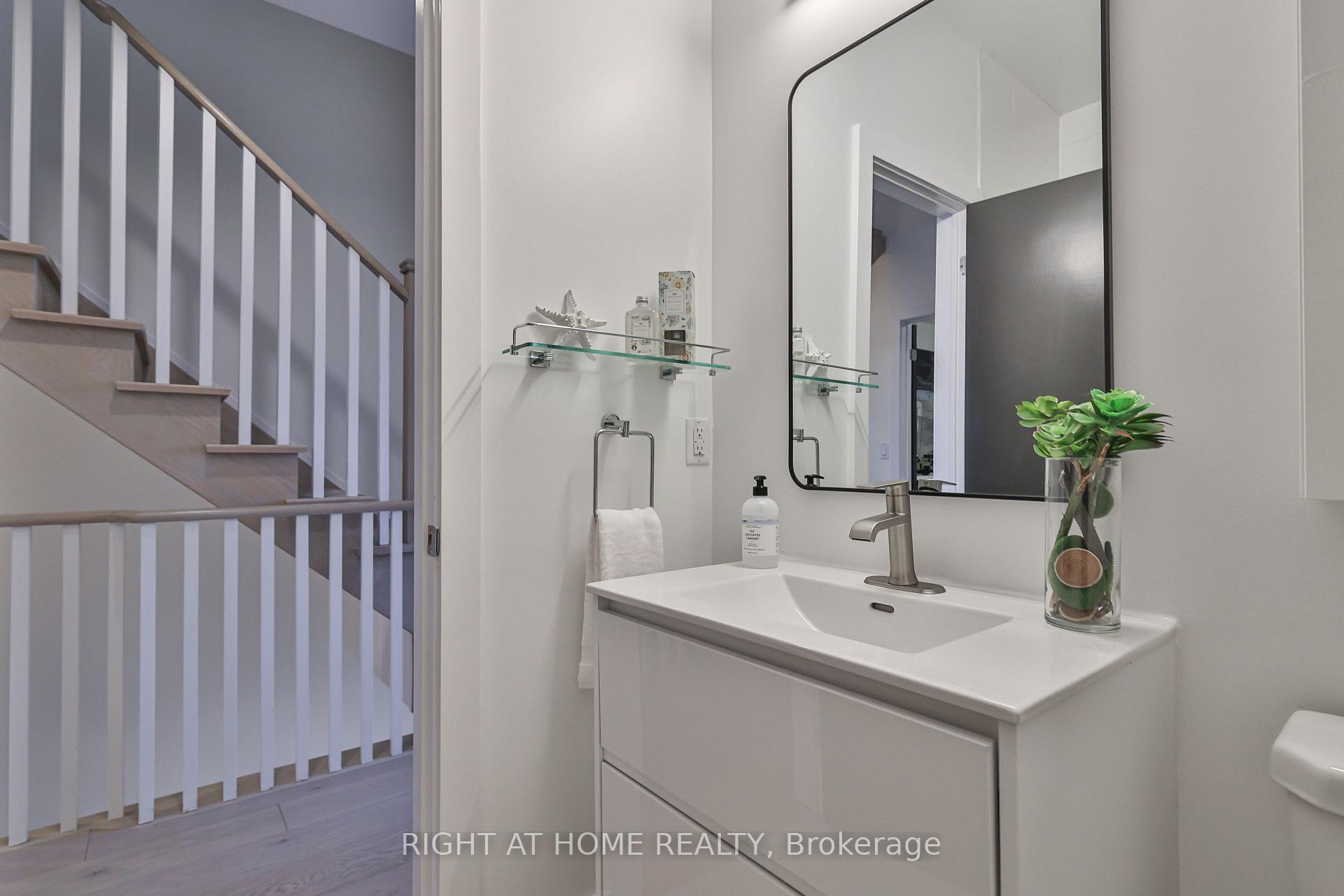 Photo 24 of Unit 8, 1331 Gerrard Street E, Toronto, Greenwood-Coxwell — HOMEH