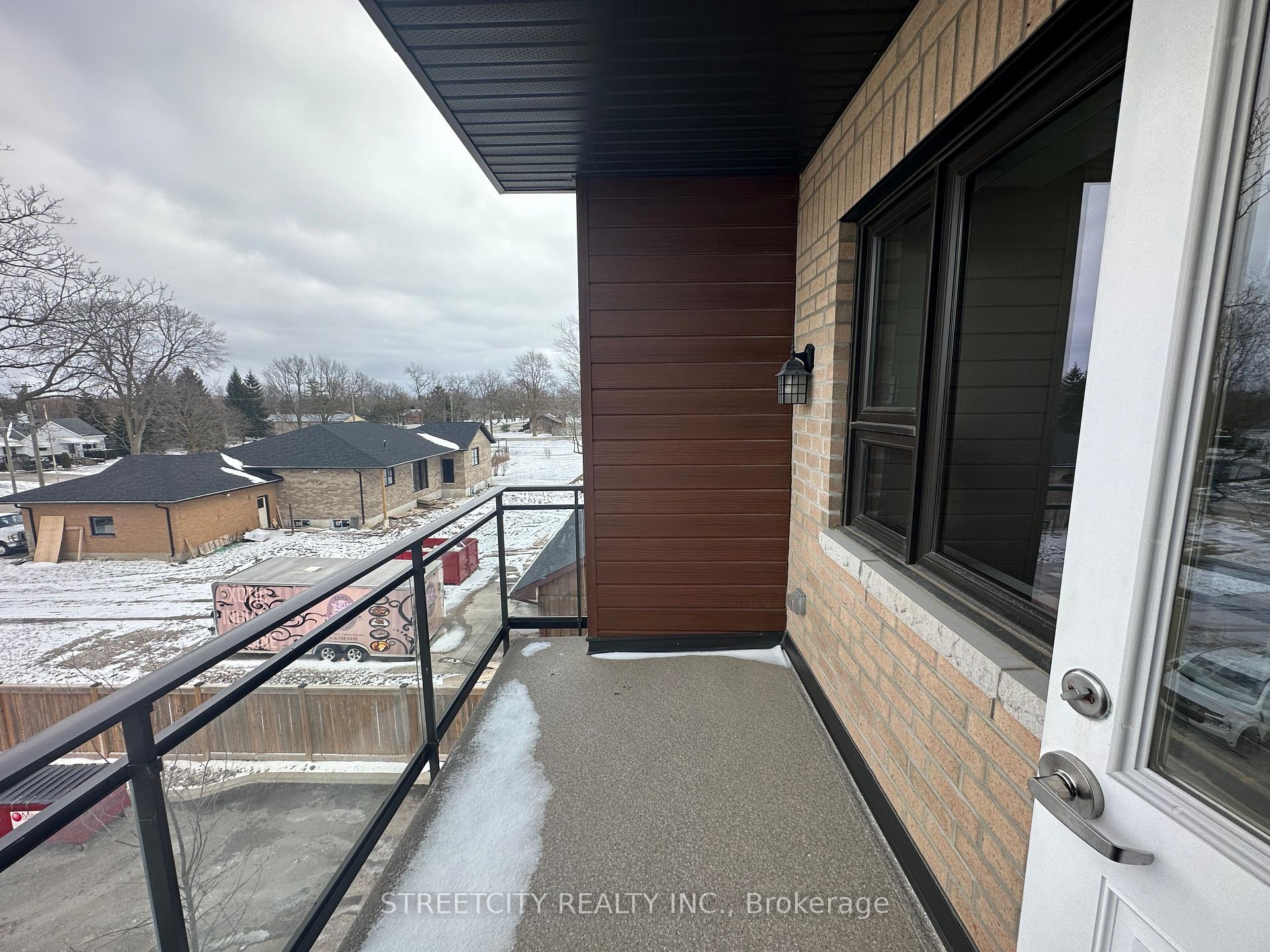 Photo 13 of Unit 307, 263 Butler Street, Lucan Biddulph, Lucan — HOMEH