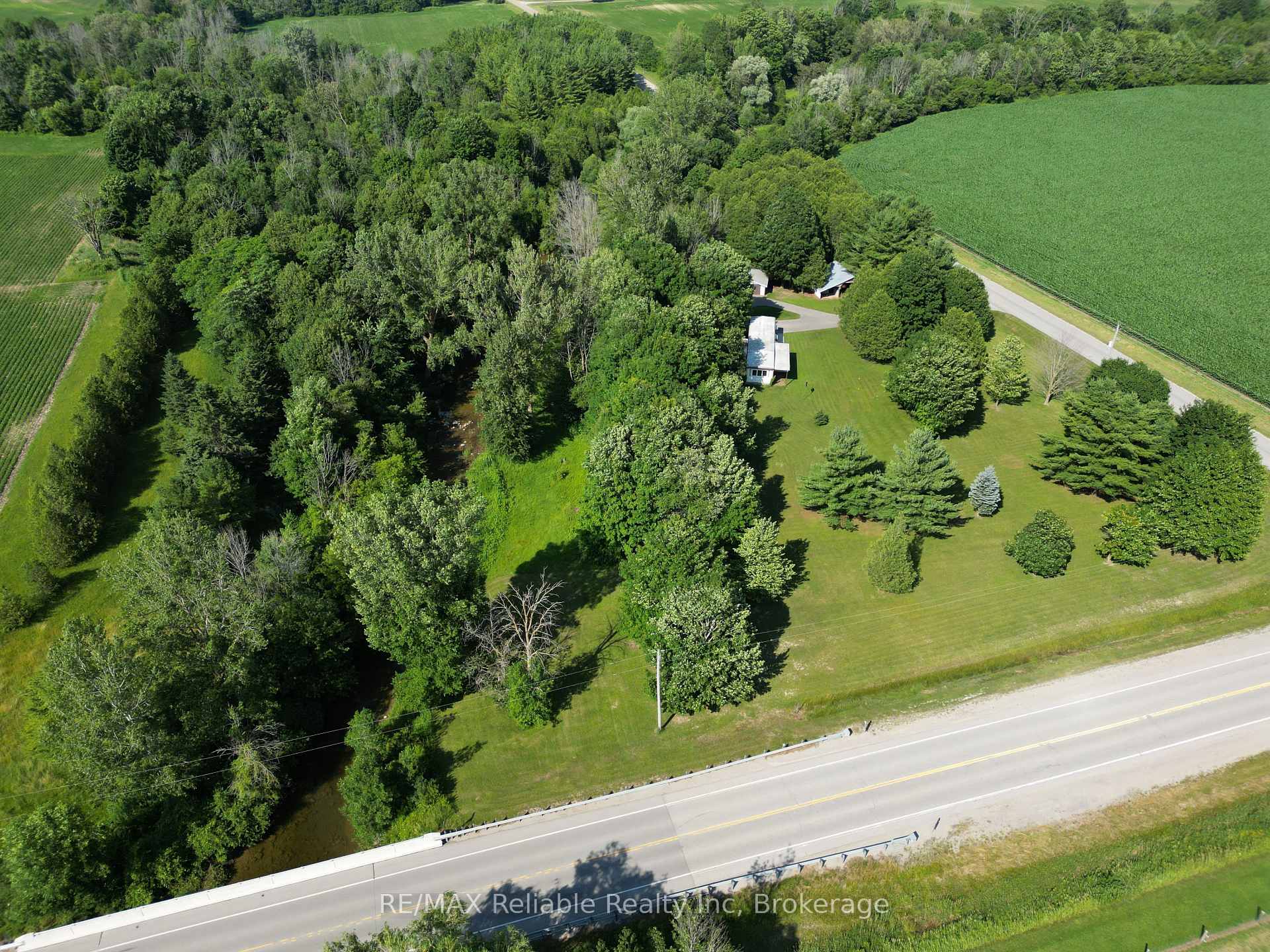 Photo 4 of 82017 Bandon Line, Central Huron, Hullett — HOMEH
