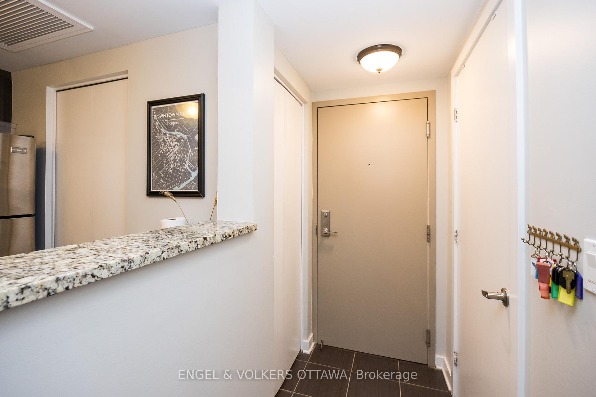 Photo 3 of Unit 305, 456 King Edward Avenue, Ottawa, Sandy Hill — HOMEH