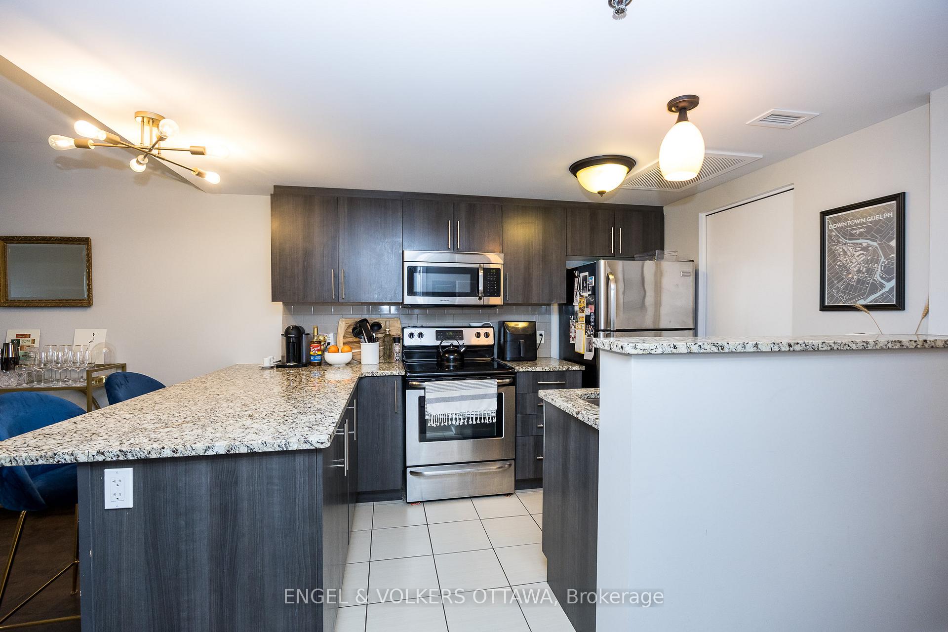 Photo 6 of Unit 305, 456 King Edward Avenue, Ottawa, Sandy Hill — HOMEH