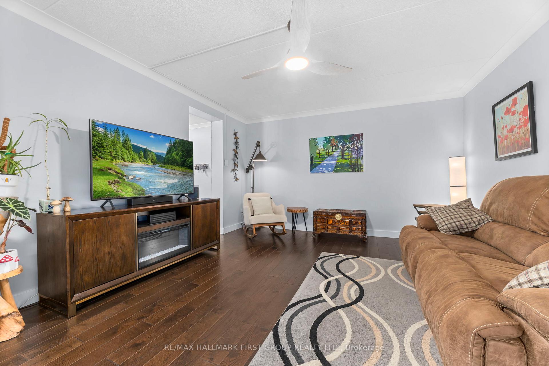 Photo 6 of Unit 104, 580 Mary Street E, Whitby, Downtown Whitby — HOMEH
