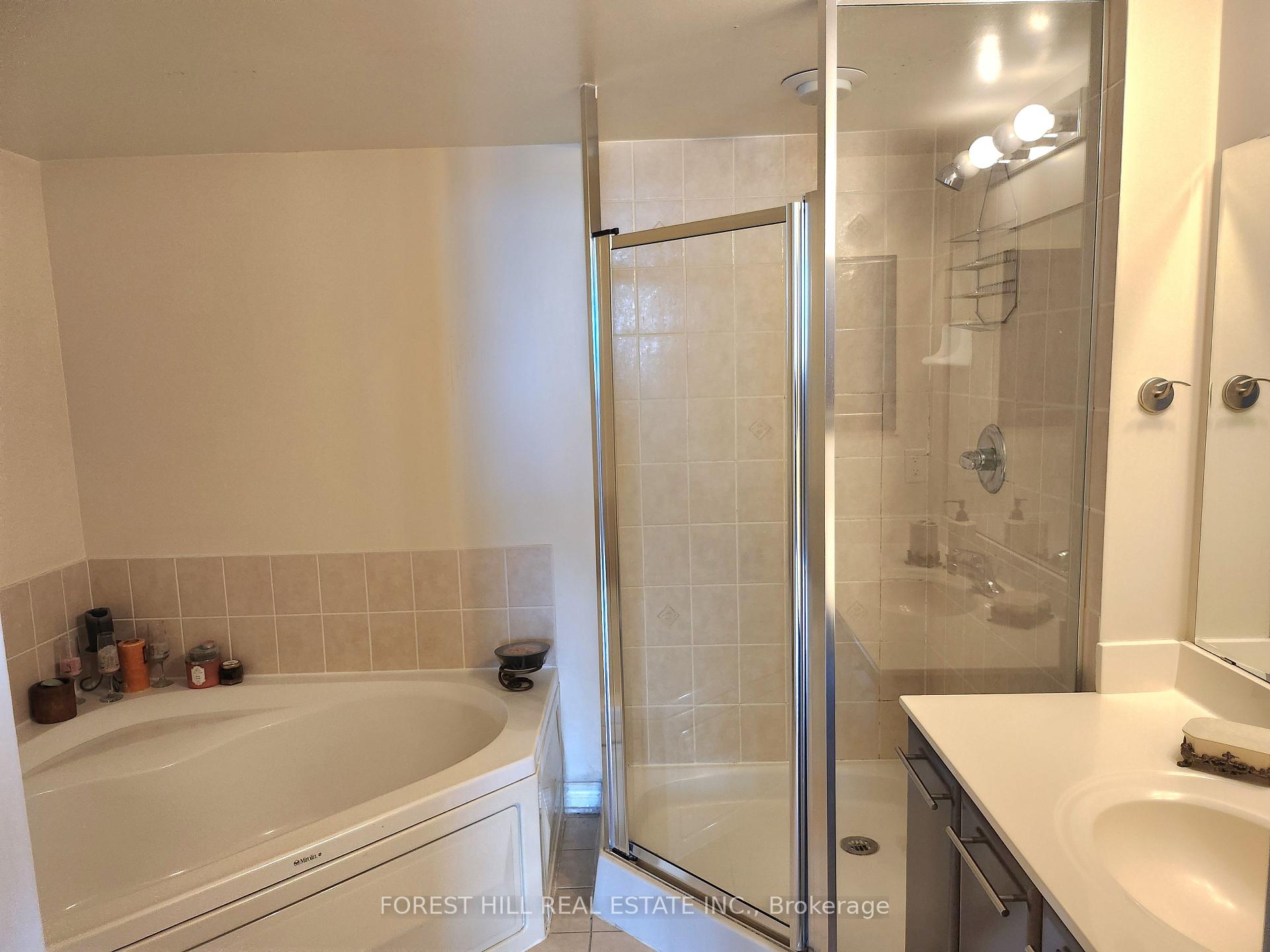 Photo 11 of Unit 1910, 2 Rean Drive, North York, Bayview Village — HOMEH