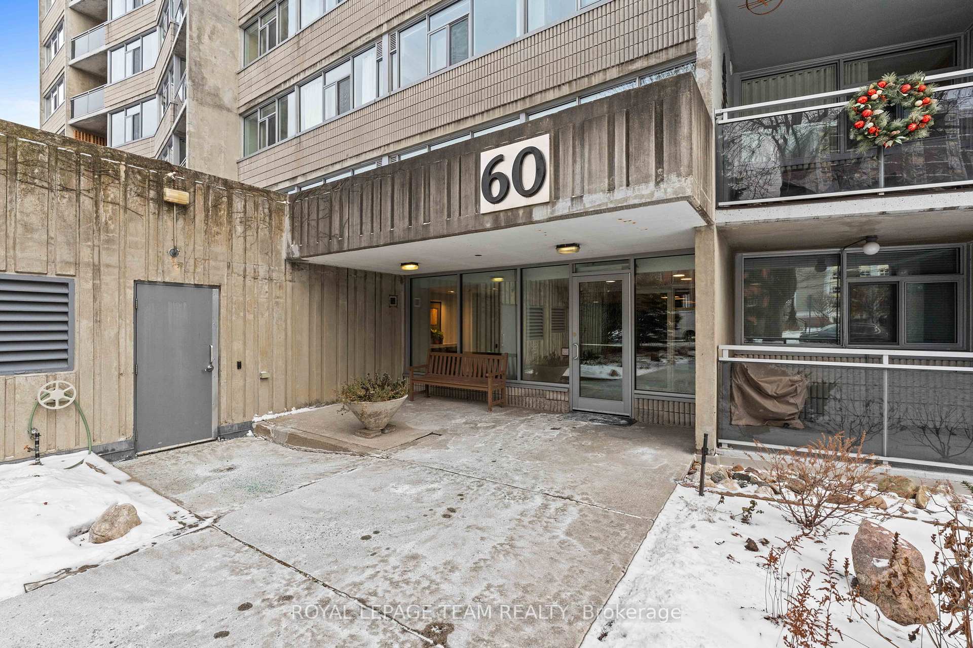 Photo 2 of Unit 201, 60 Mcleod Street, Ottawa, Ottawa Centre/Golden Triangle — HOMEH
