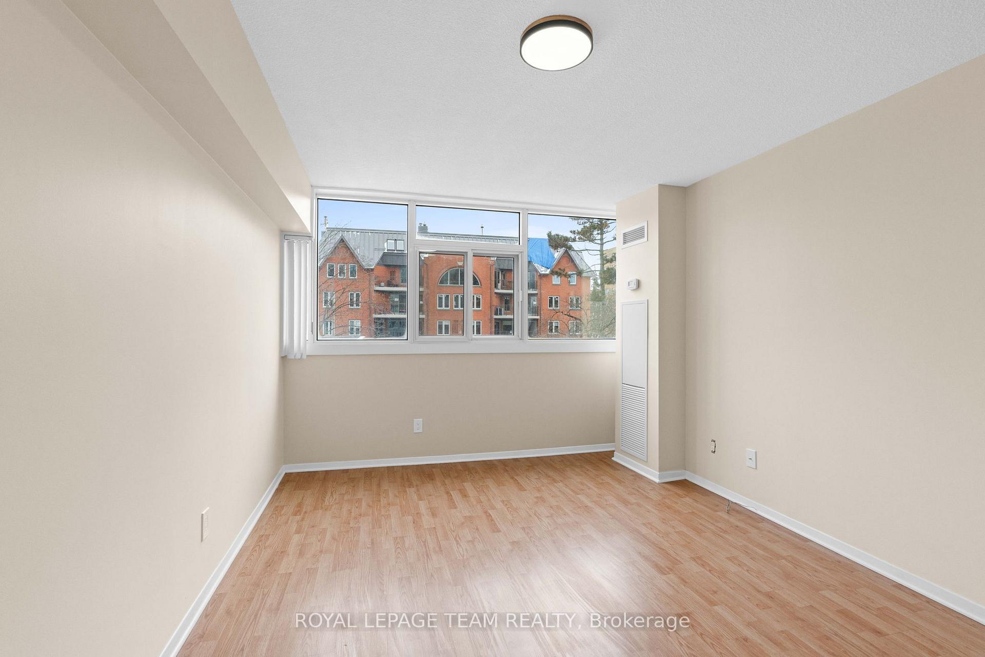 Photo 22 of Unit 201, 60 Mcleod Street, Ottawa, Ottawa Centre/Golden Triangle — HOMEH