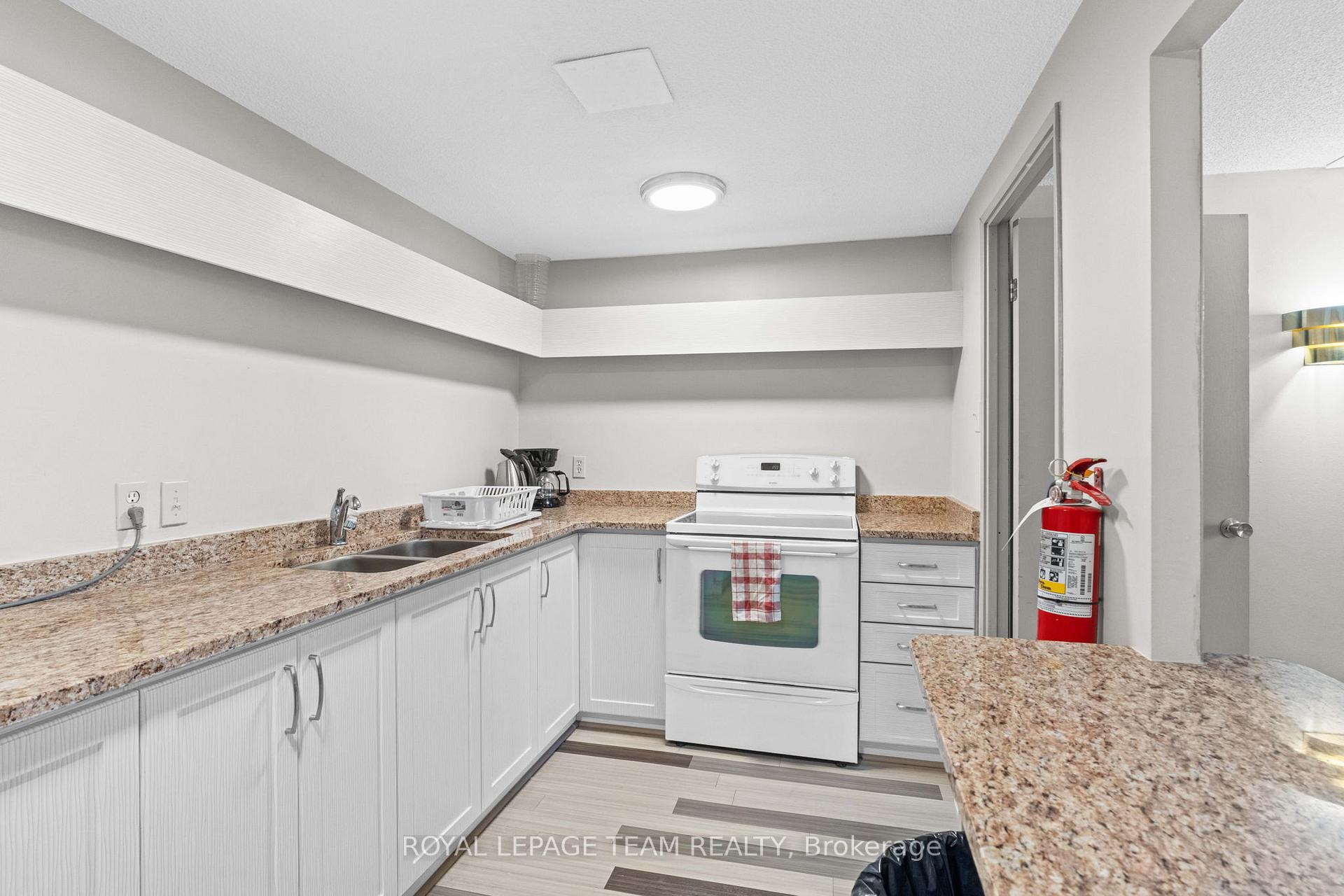 Photo 26 of Unit 201, 60 Mcleod Street, Ottawa, Ottawa Centre/Golden Triangle — HOMEH