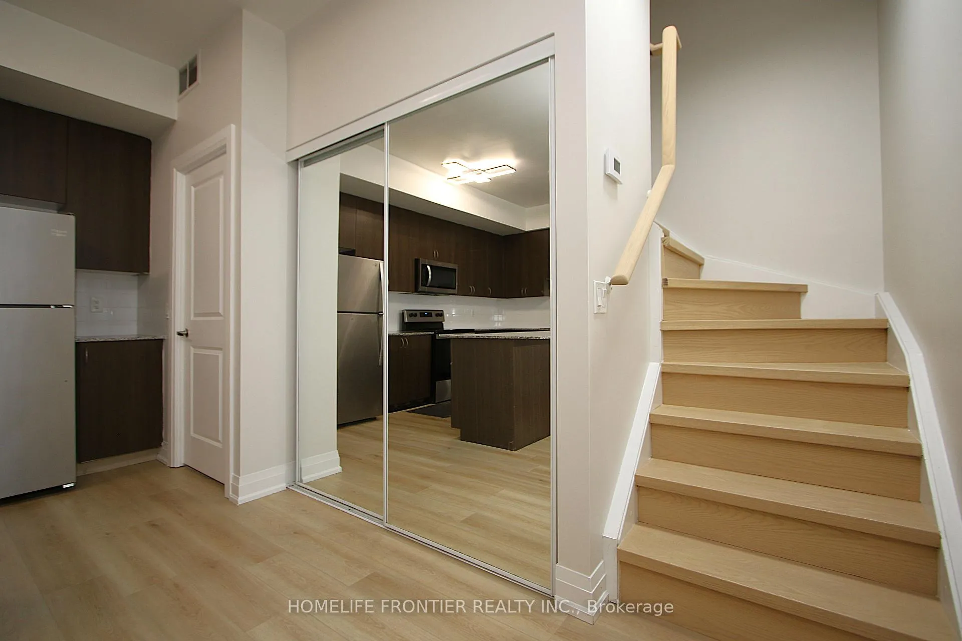 Photo 7 of Unit C1302, 5299 Highway 7 Road, Vaughan, Vaughan Grove — HOMEH