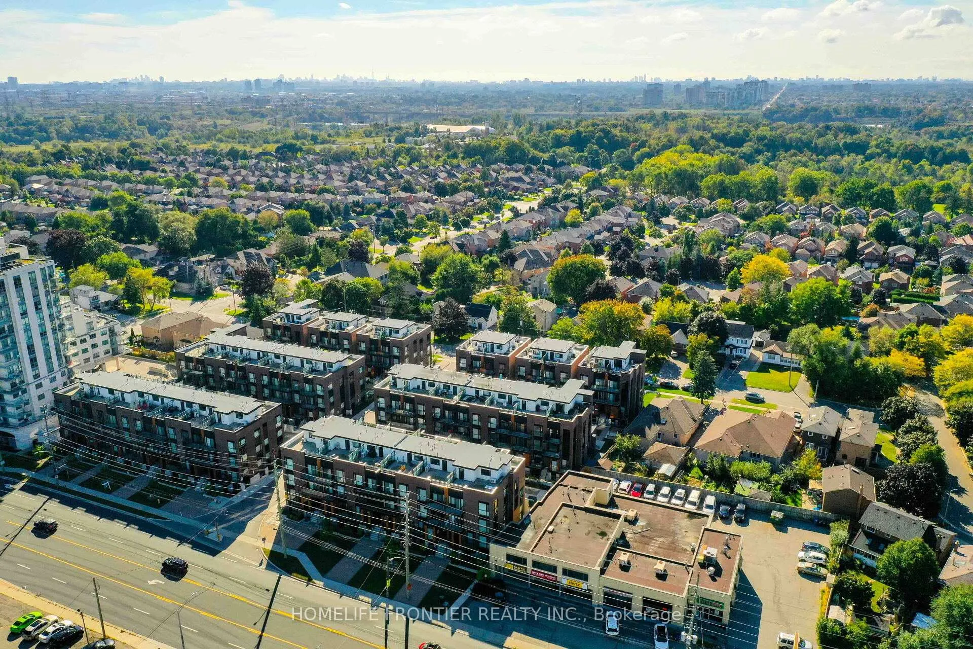 Photo 16 of Unit C1302, 5299 Highway 7 Road, Vaughan, Vaughan Grove — HOMEH