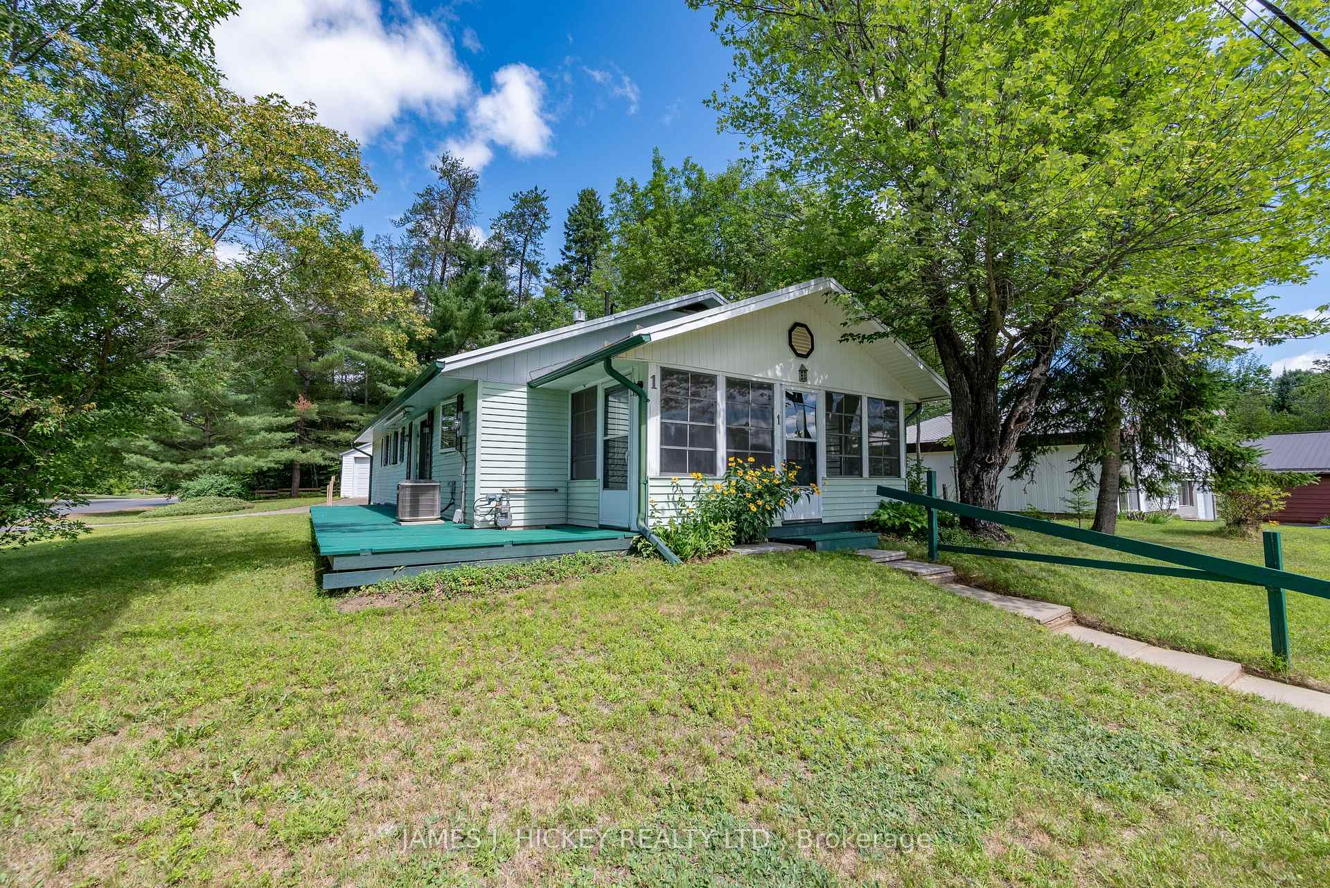 Photo 2 of 1 Newton Crescent, Deep River — HOMEH
