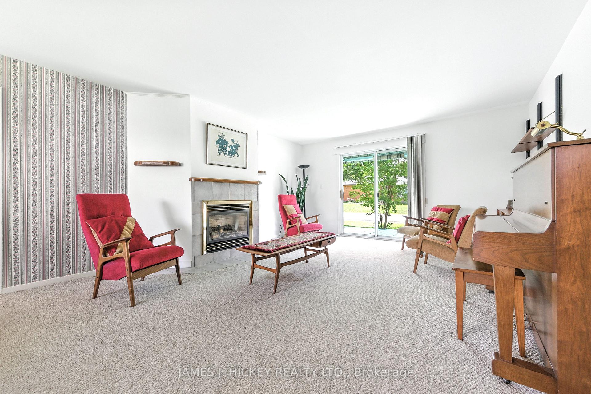 Photo 10 of 1 Newton Crescent, Deep River — HOMEH